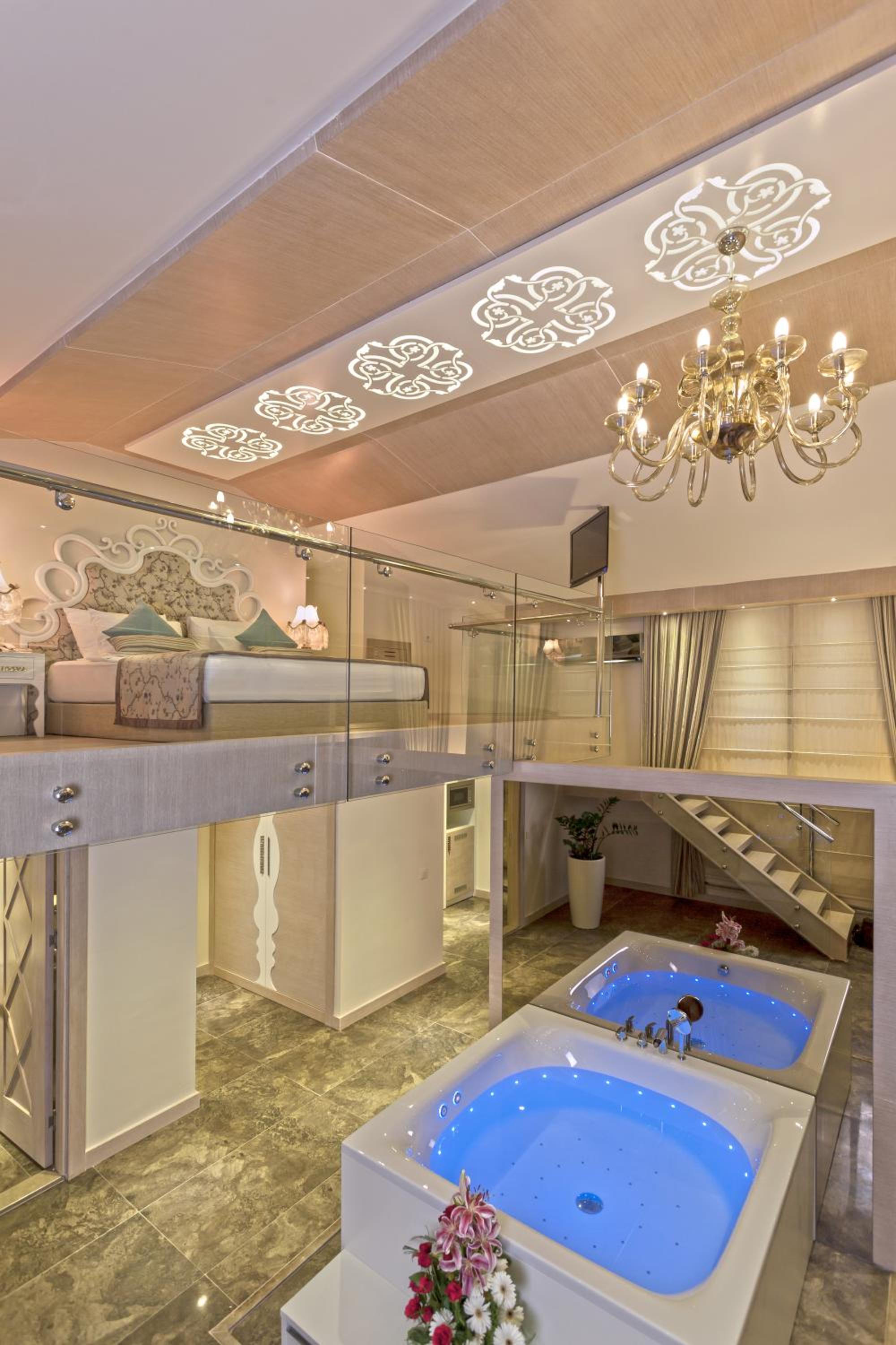 Xperia Saray Beach Hotel - Image 12
