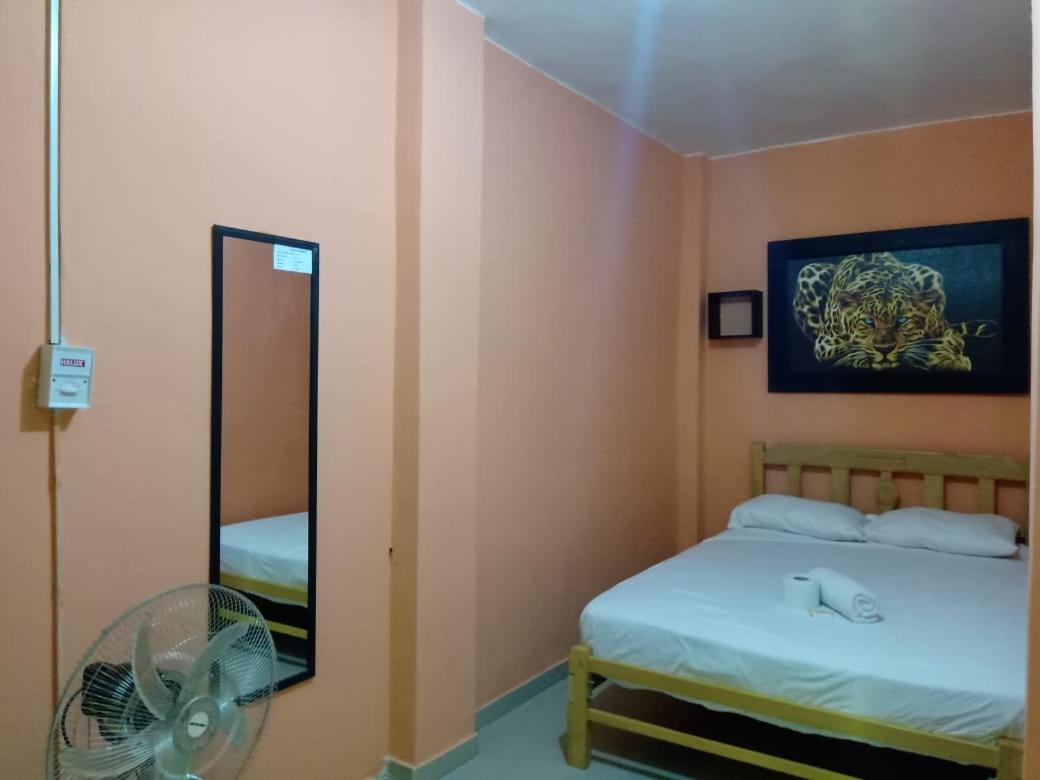 Hospedaje Las Palmeras