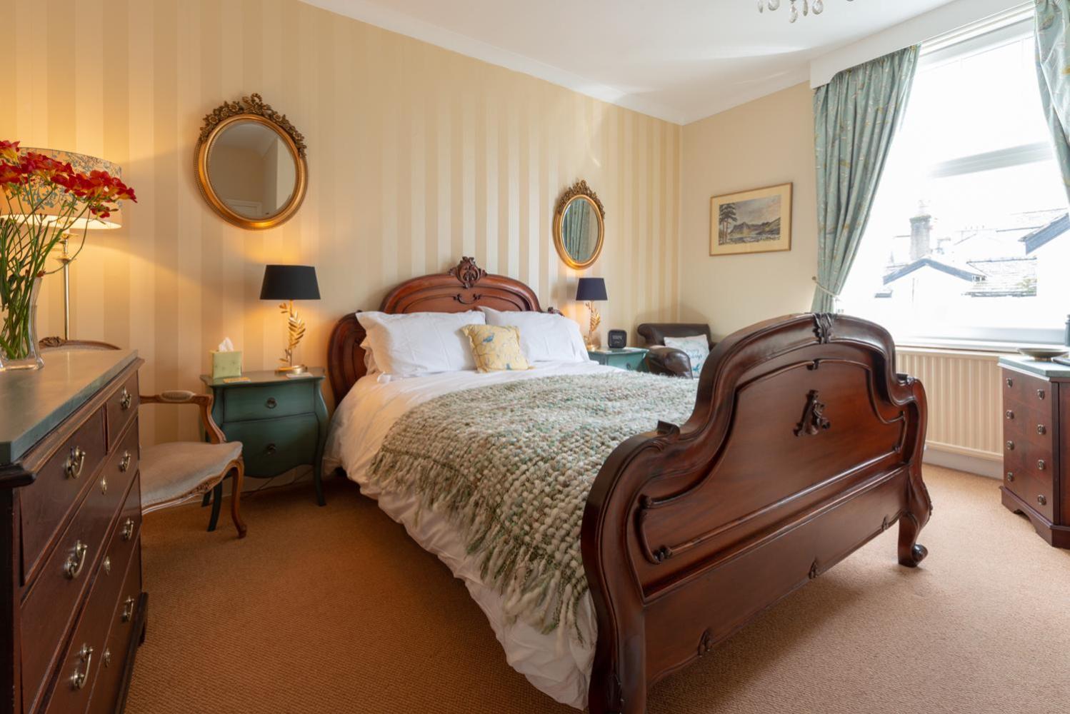 The Mount self-catering