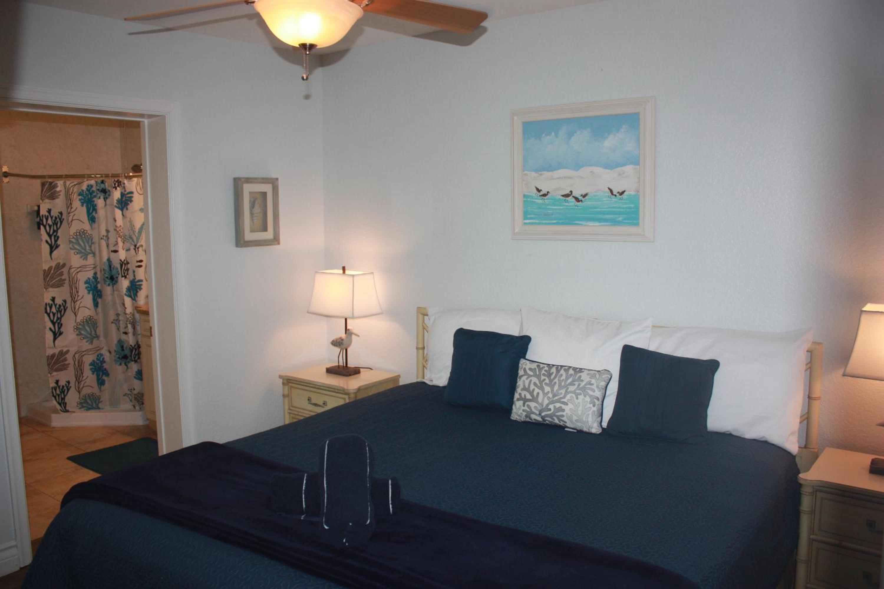 An Island Getaway at Palm Tree Villas