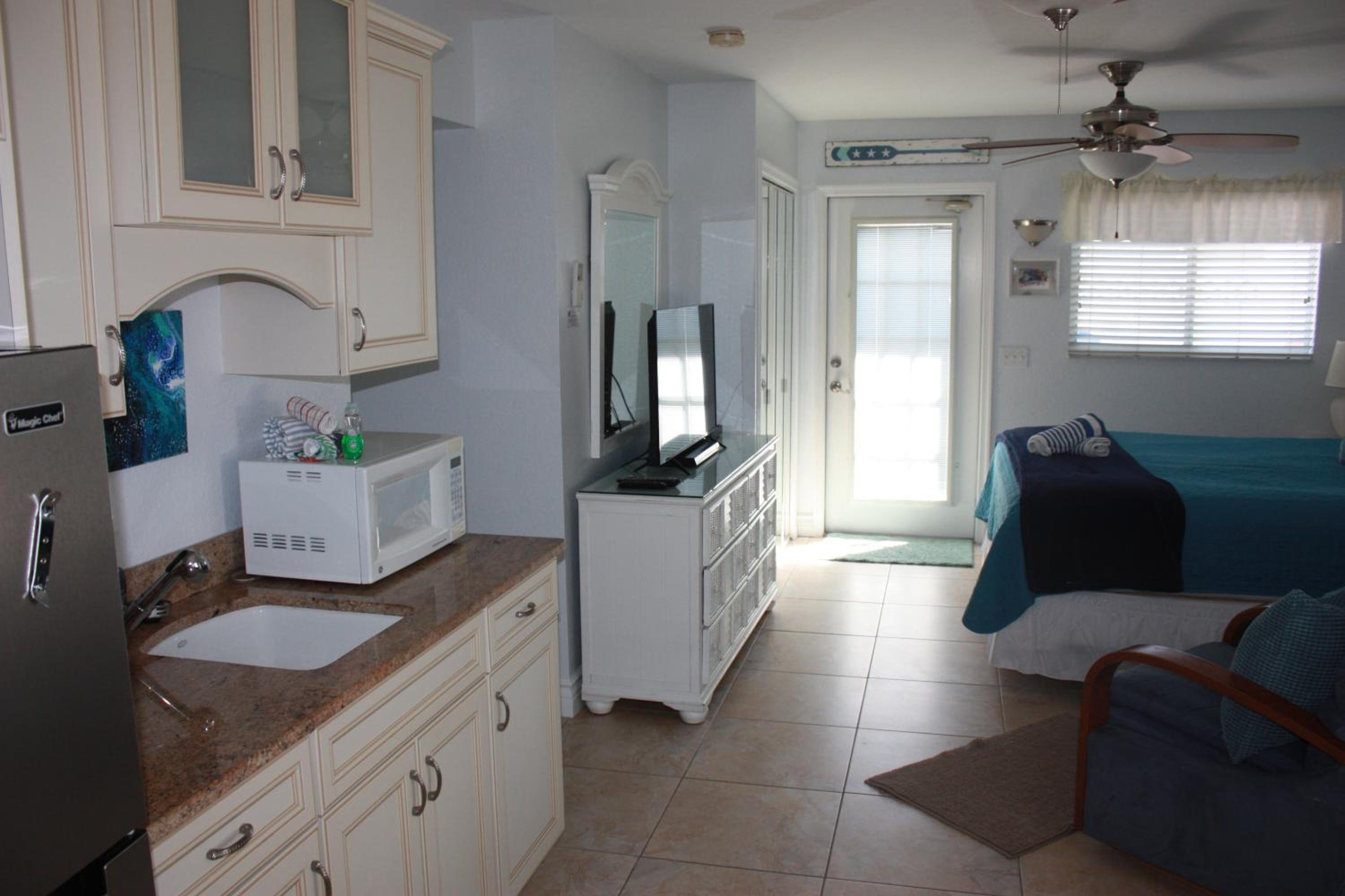 An Island Getaway at Palm Tree Villas
