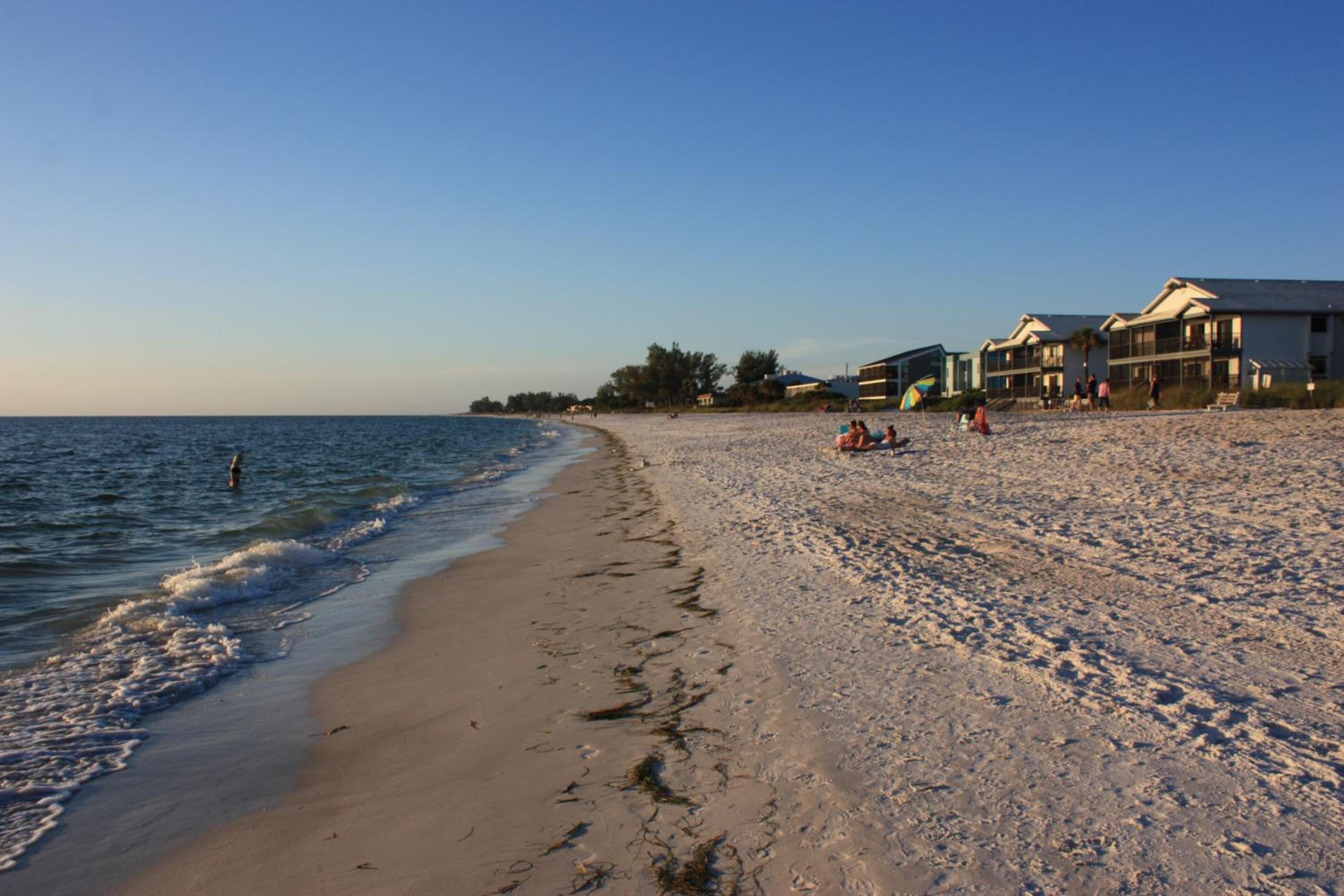 An Island Getaway at Palm Tree Villas
