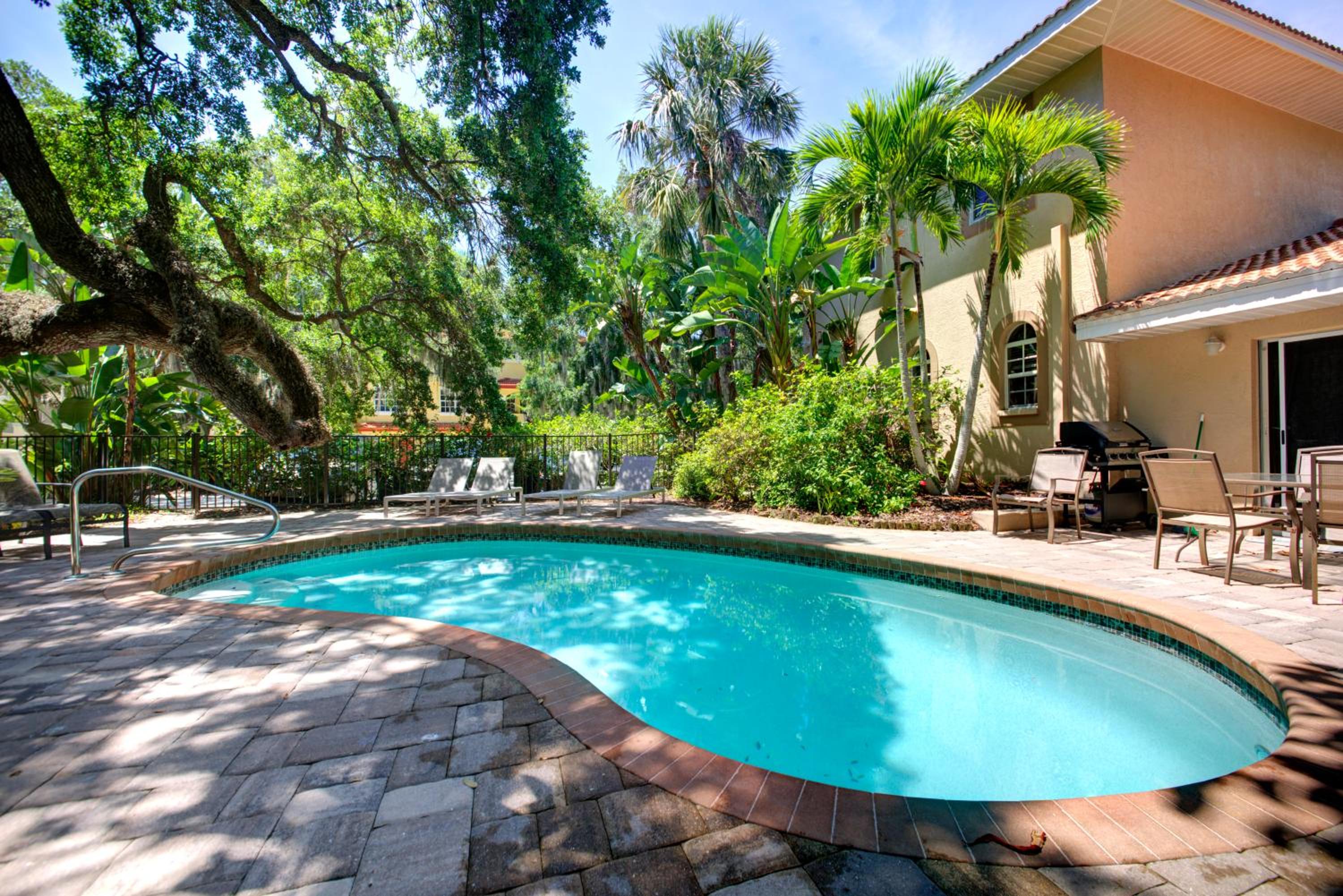 Beautiful property on Siesta Key view 4