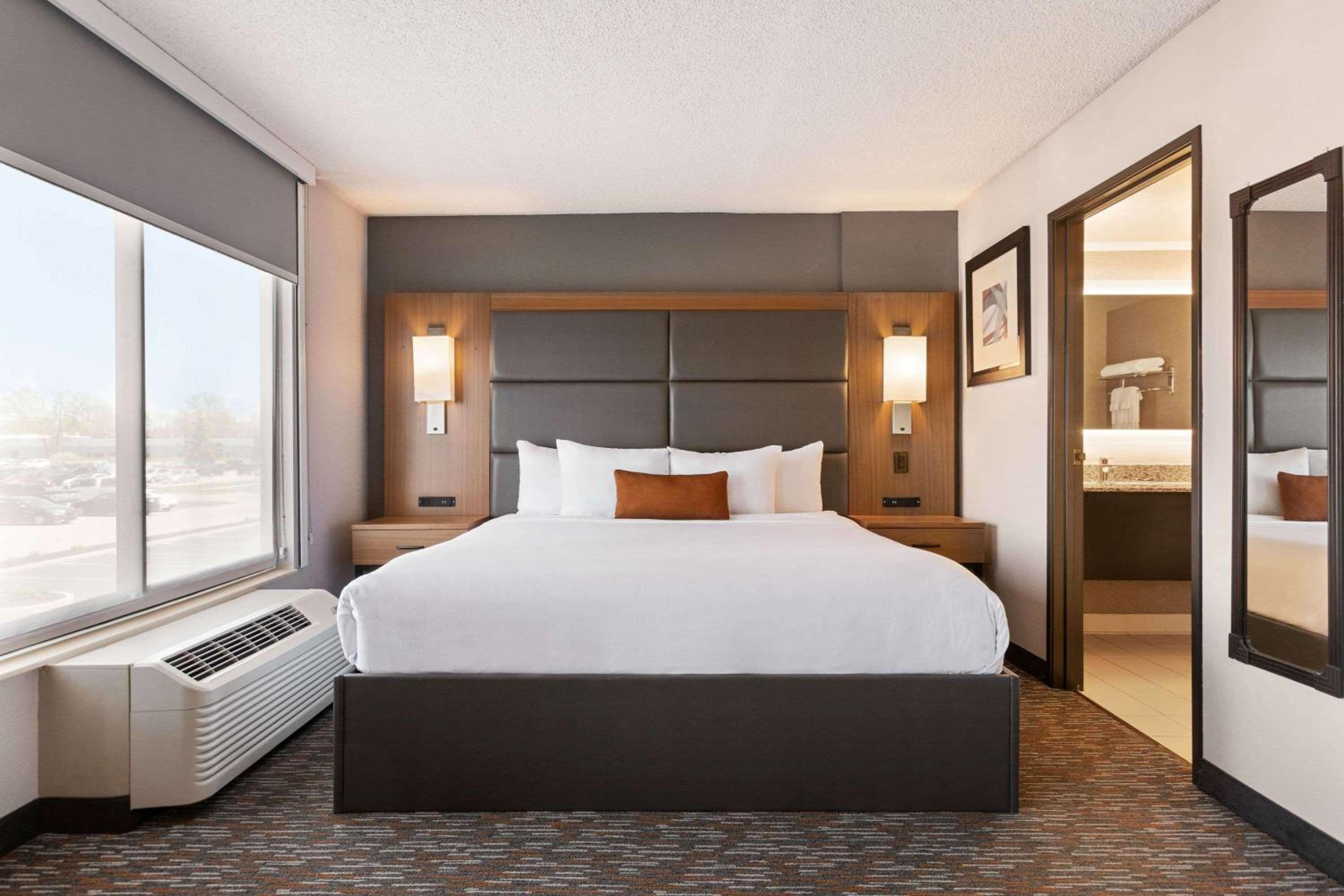 Wingate by Wyndham Cincinnati Blue Ash - Property Image 26