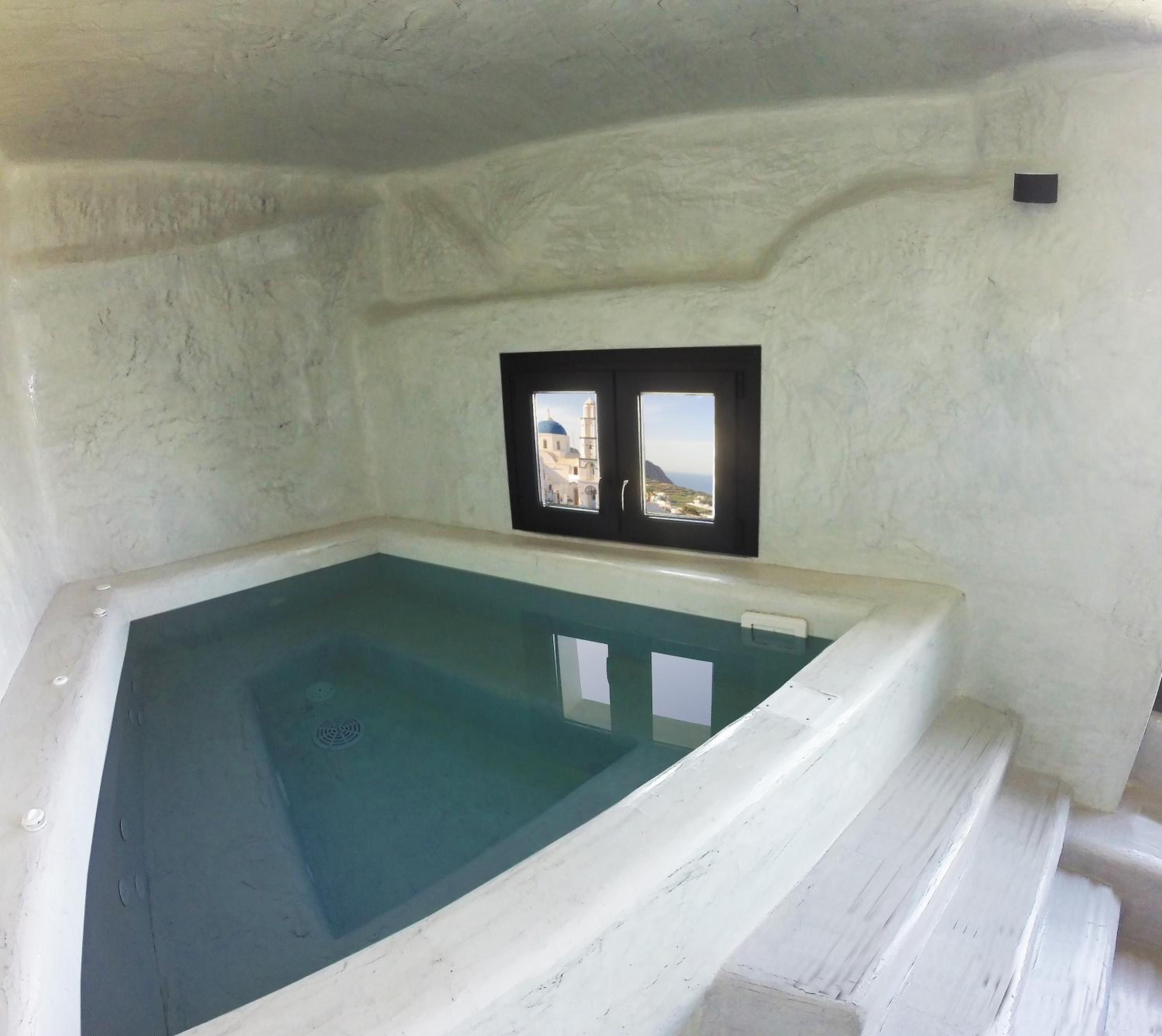 Santorini Dreams Villas view 4