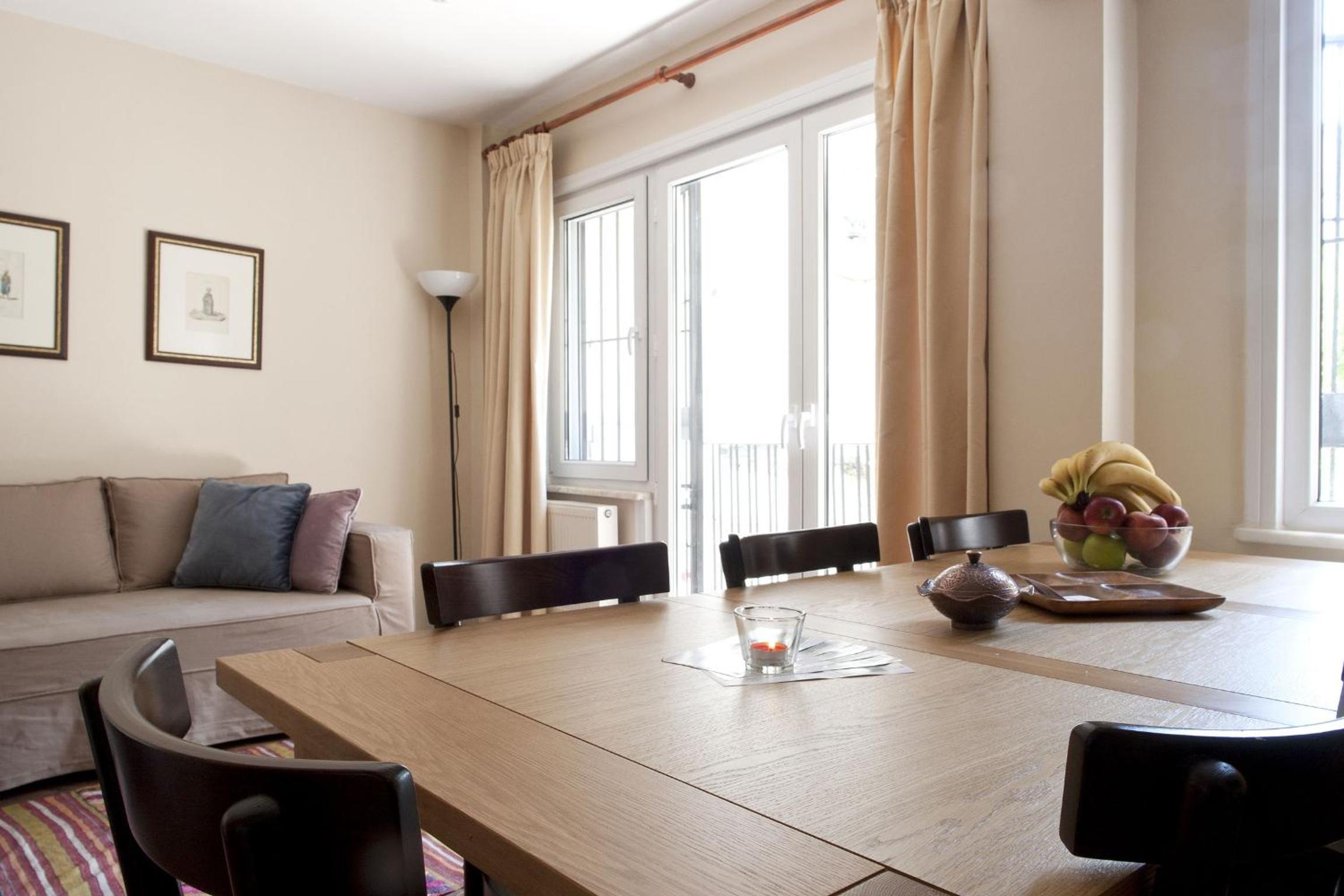 Aslan Apartments