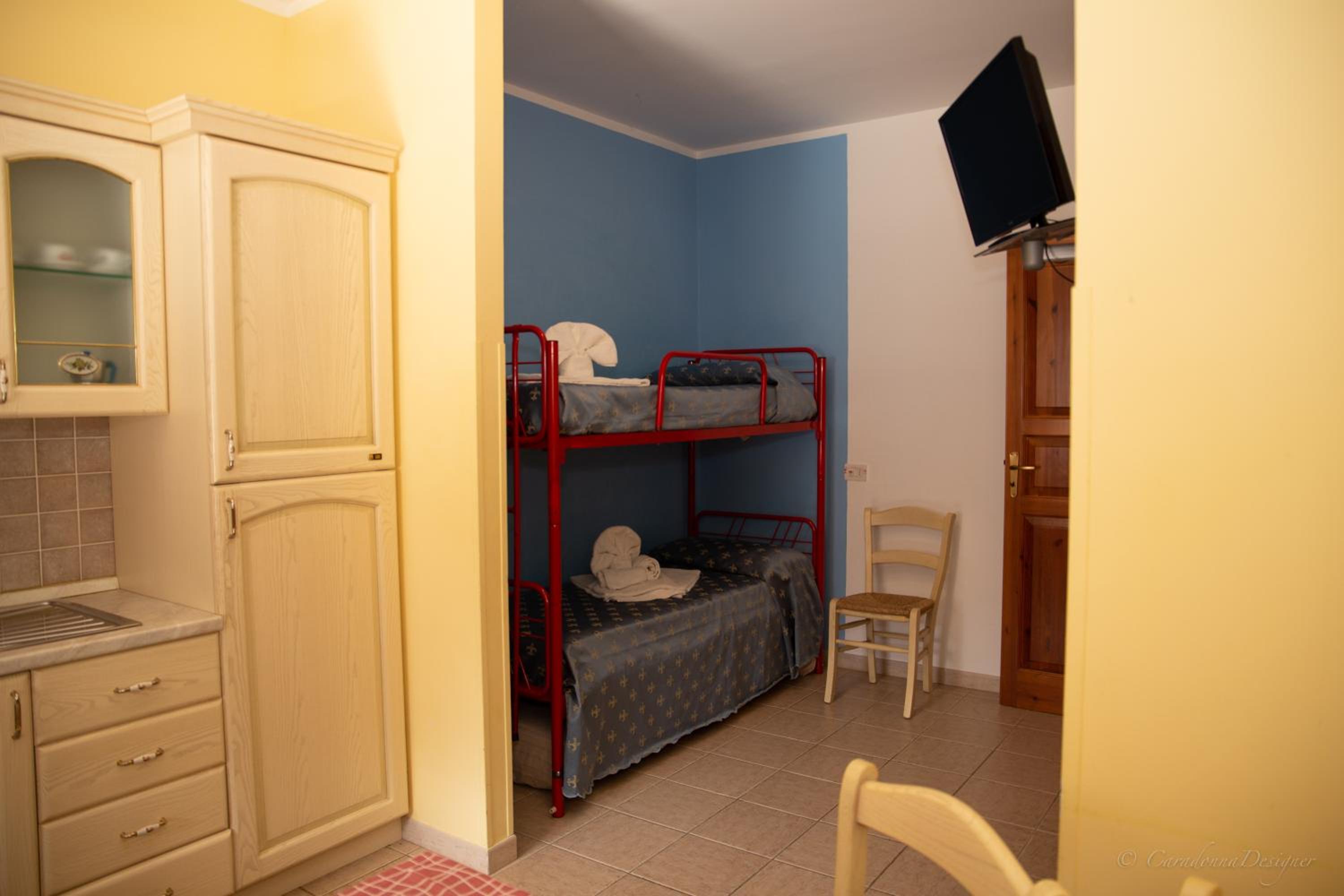 Photo 42