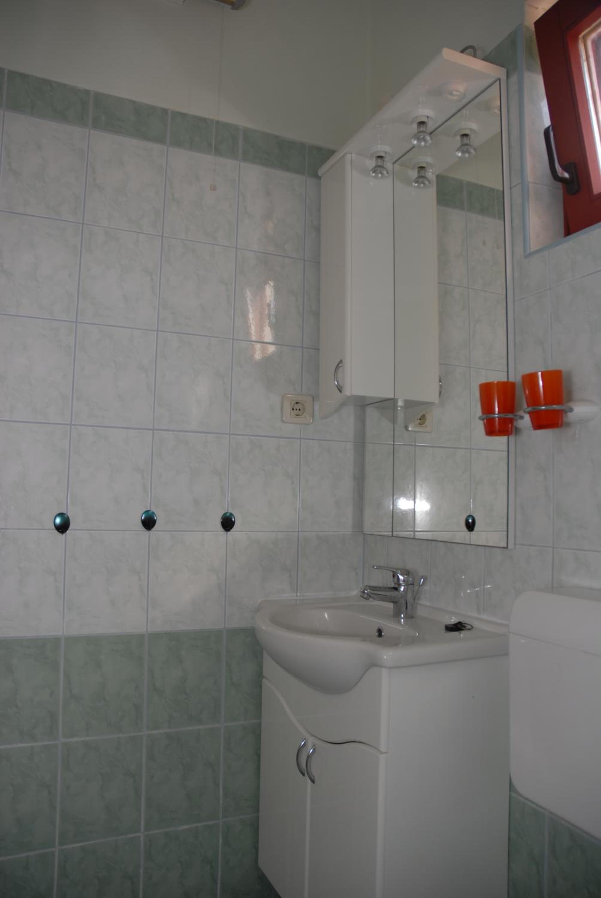 Photo 34