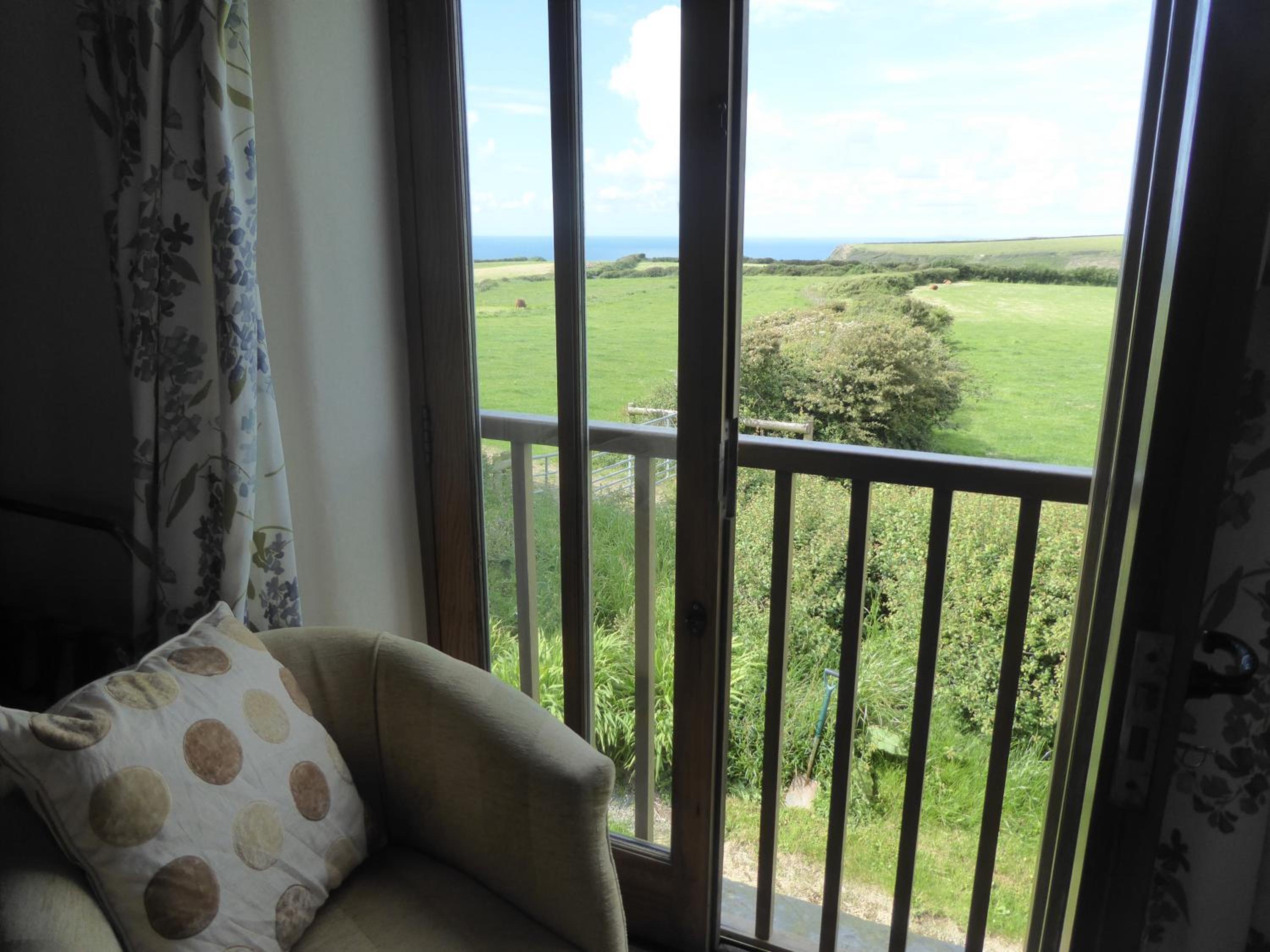 Lower Tresmorn Farmhouse