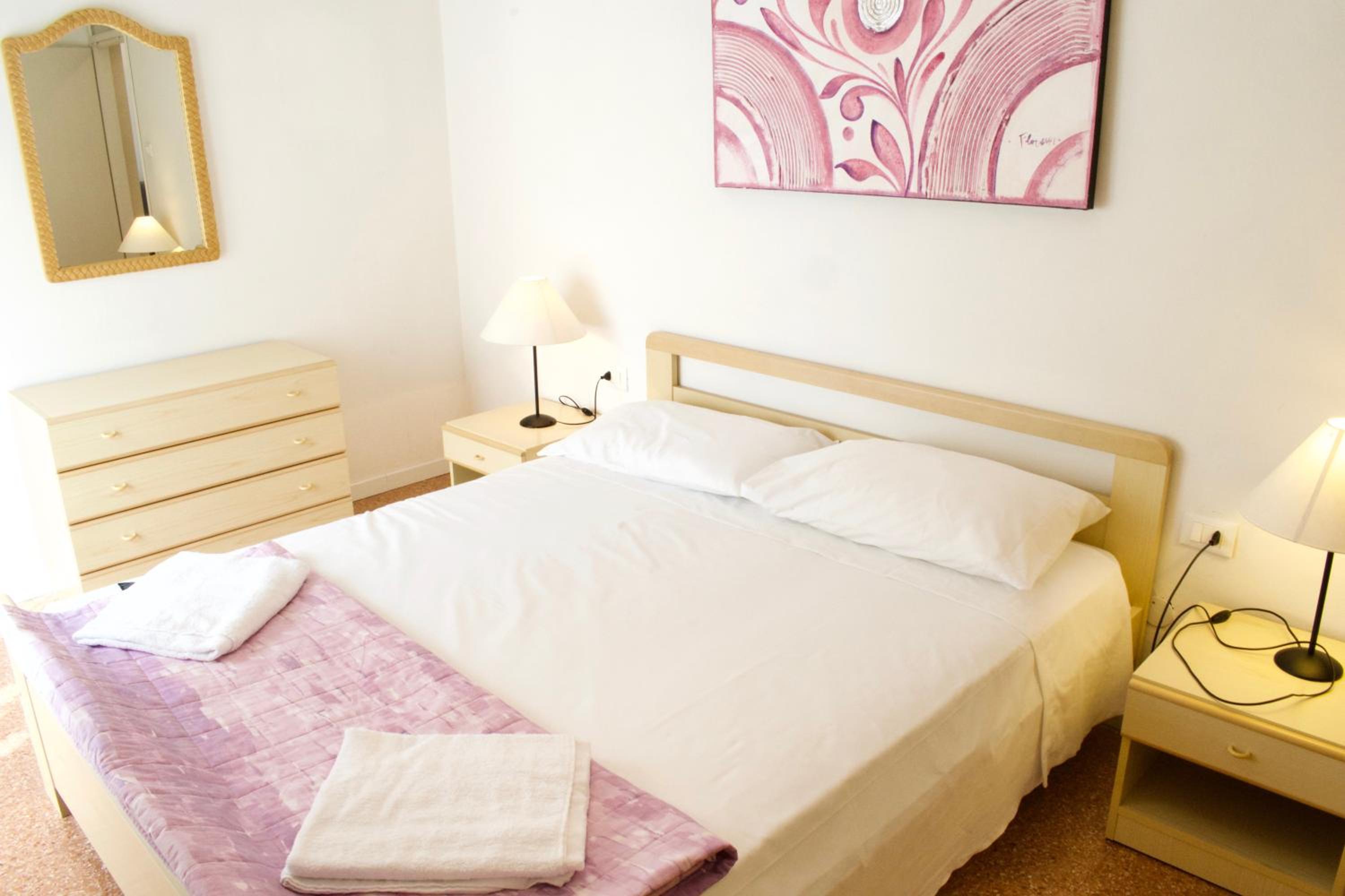 App4rent Saturno 4 - family apartment, wifi, parking view 3