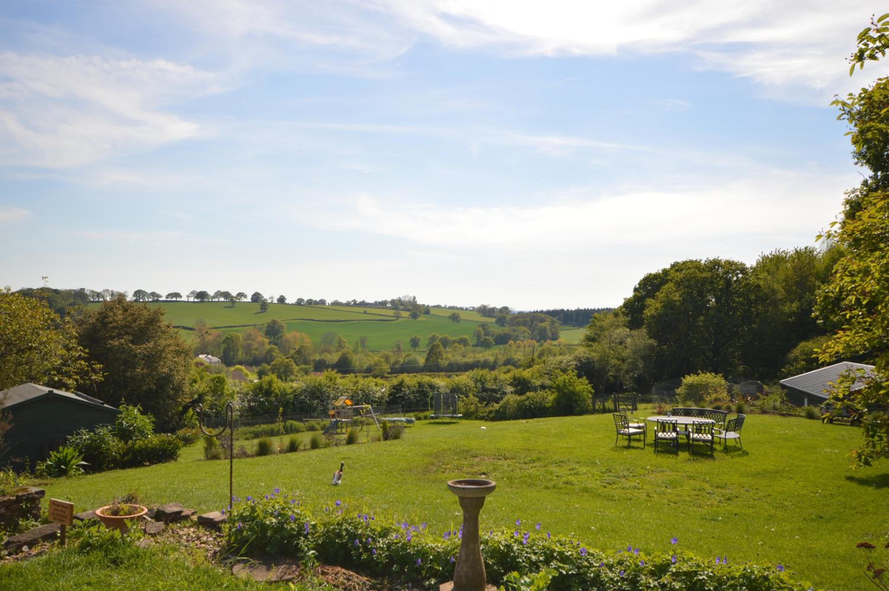 Whitewells Farm Cottages - 7 exceptionally well appointed pet friendly barn conversions set in 10 acres of gardens, fields and woodland suitable from 2 to 
