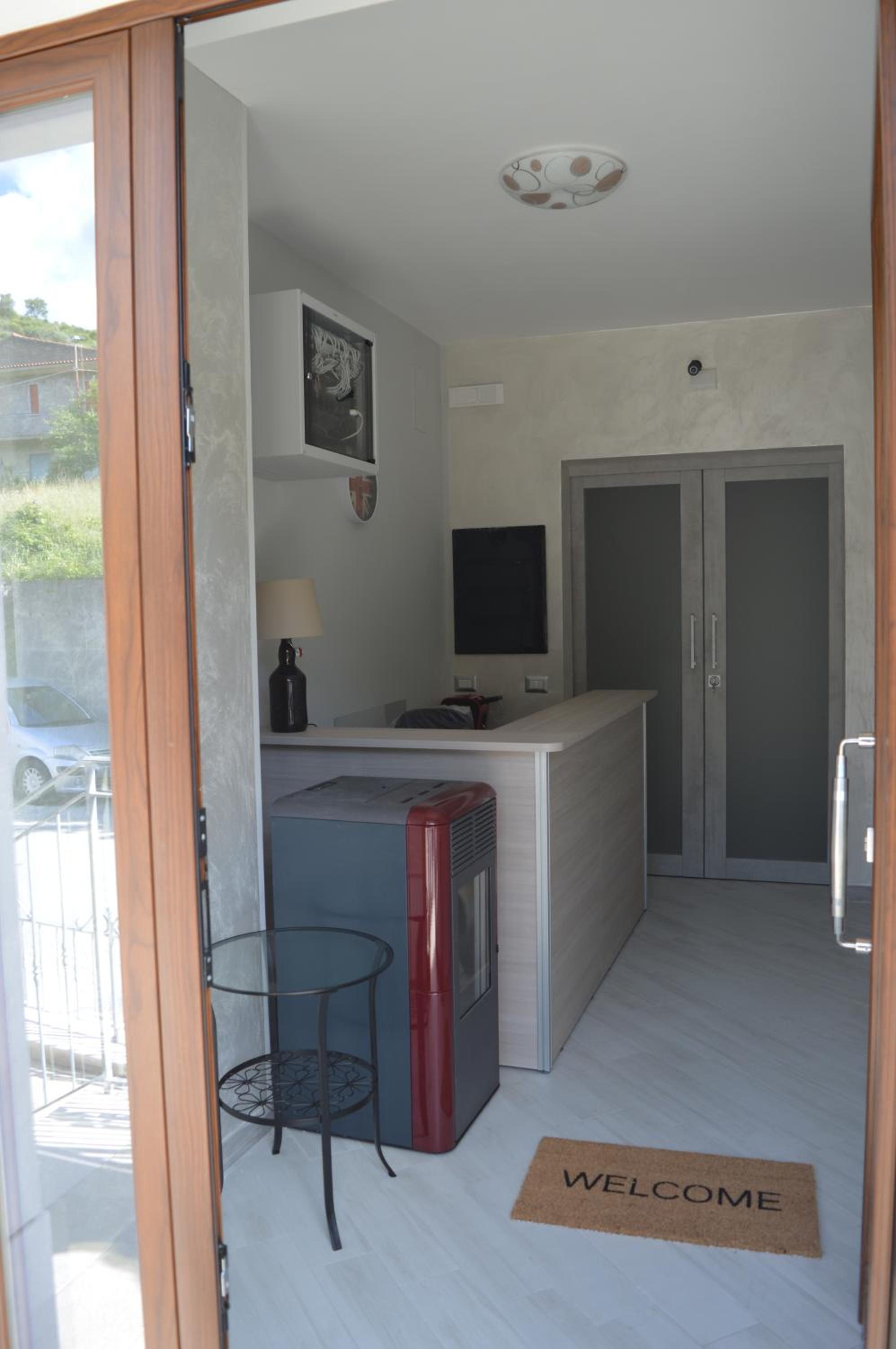 Photo 9