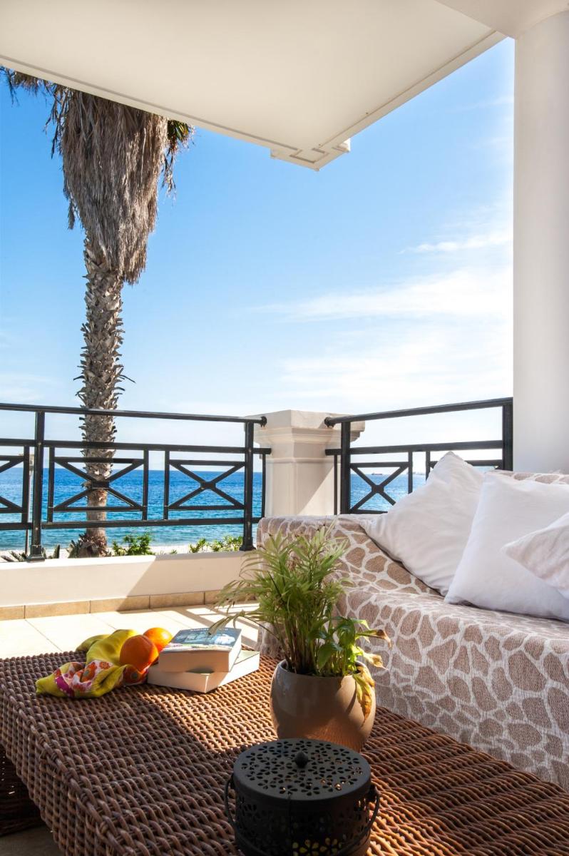 SeaRene Deluxe Seafront Maisonette photo 4