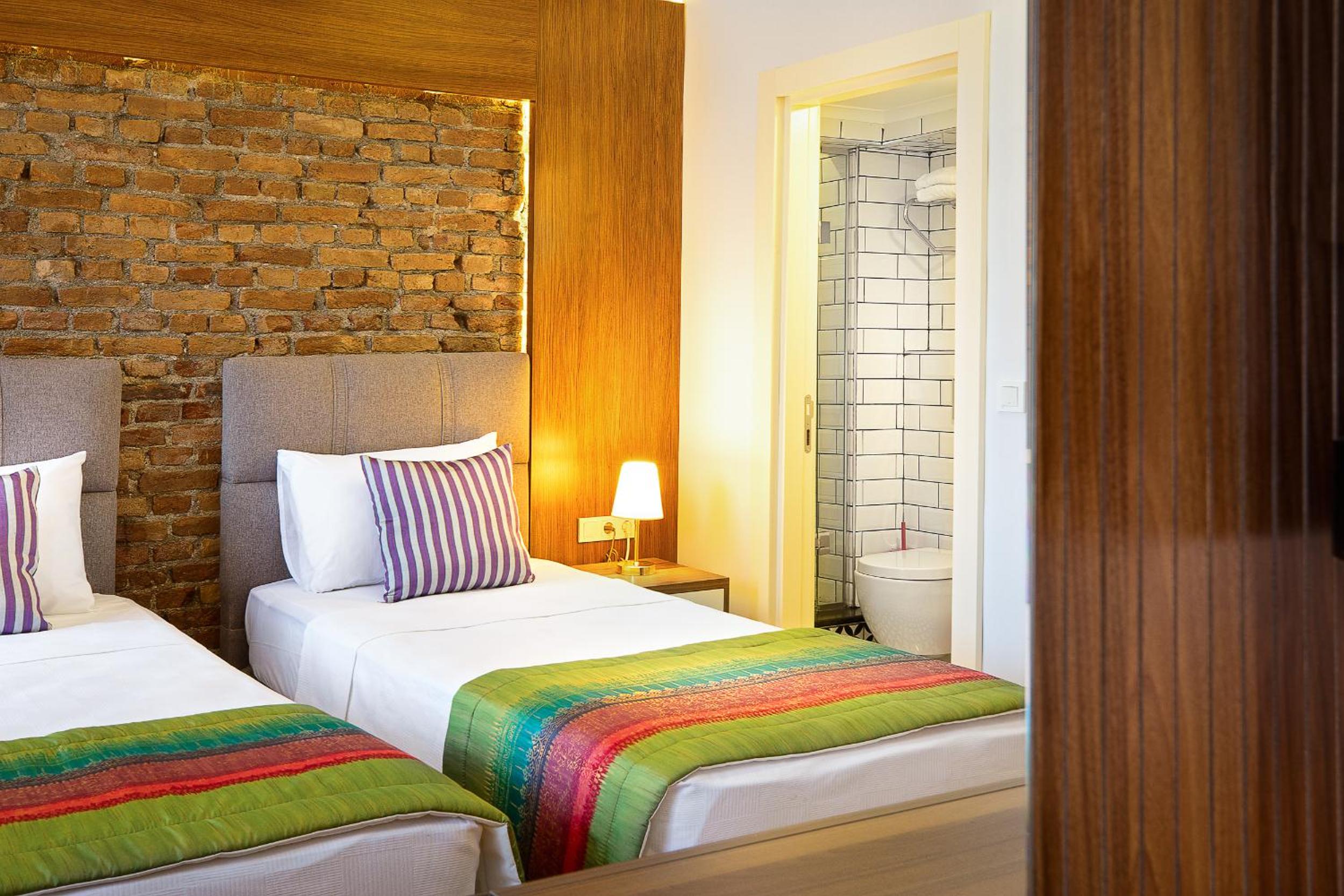 Mono Otel - Image 10