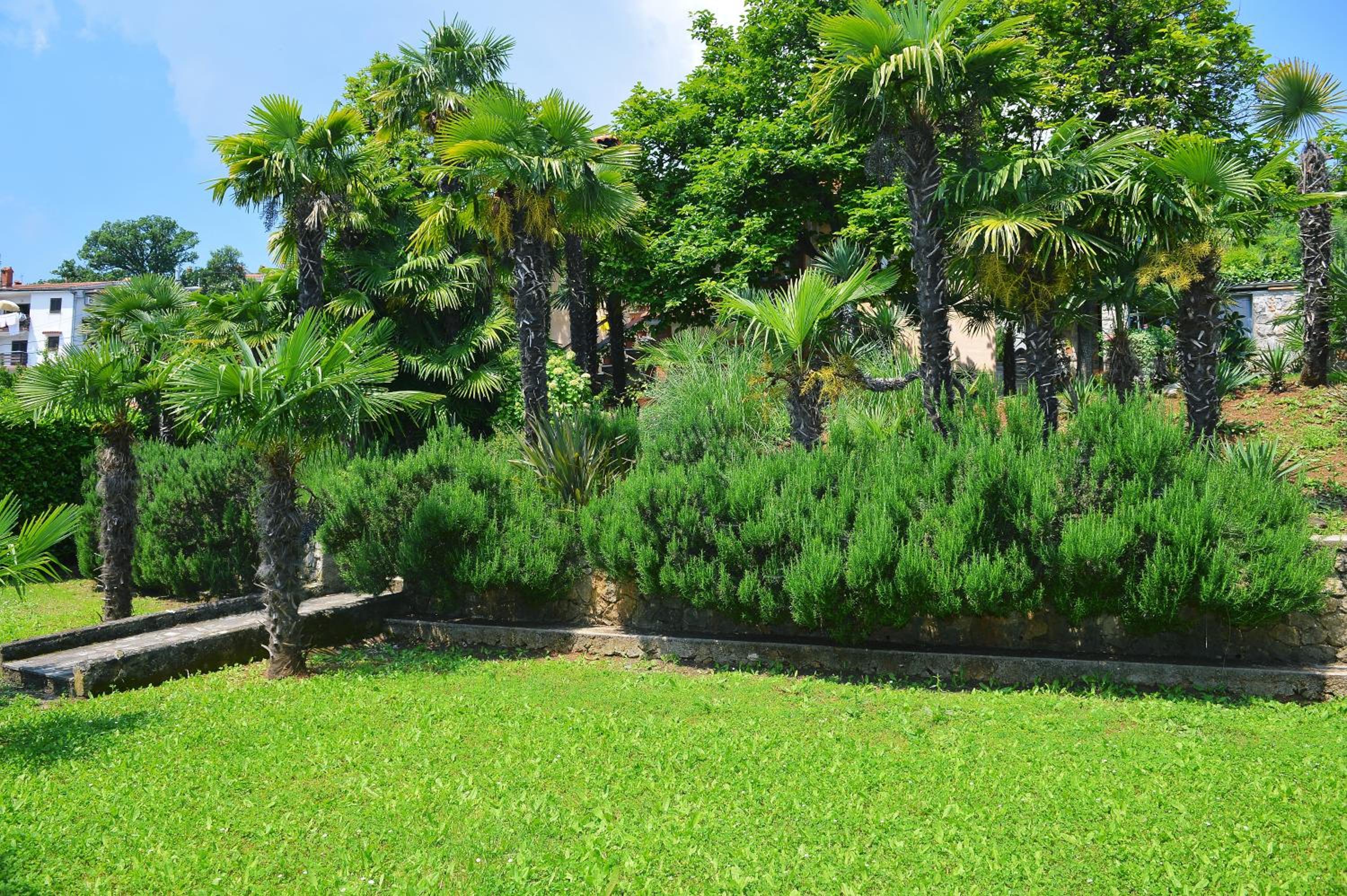 Charming Opatija Getaway w Panoramic Sea Views and Rewarded Garden view 3