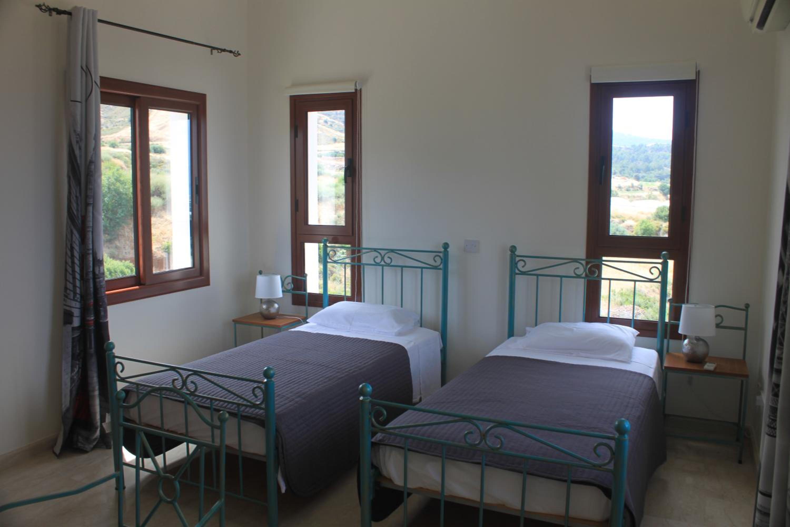 Martika Luxury Villa overlooking the Sea