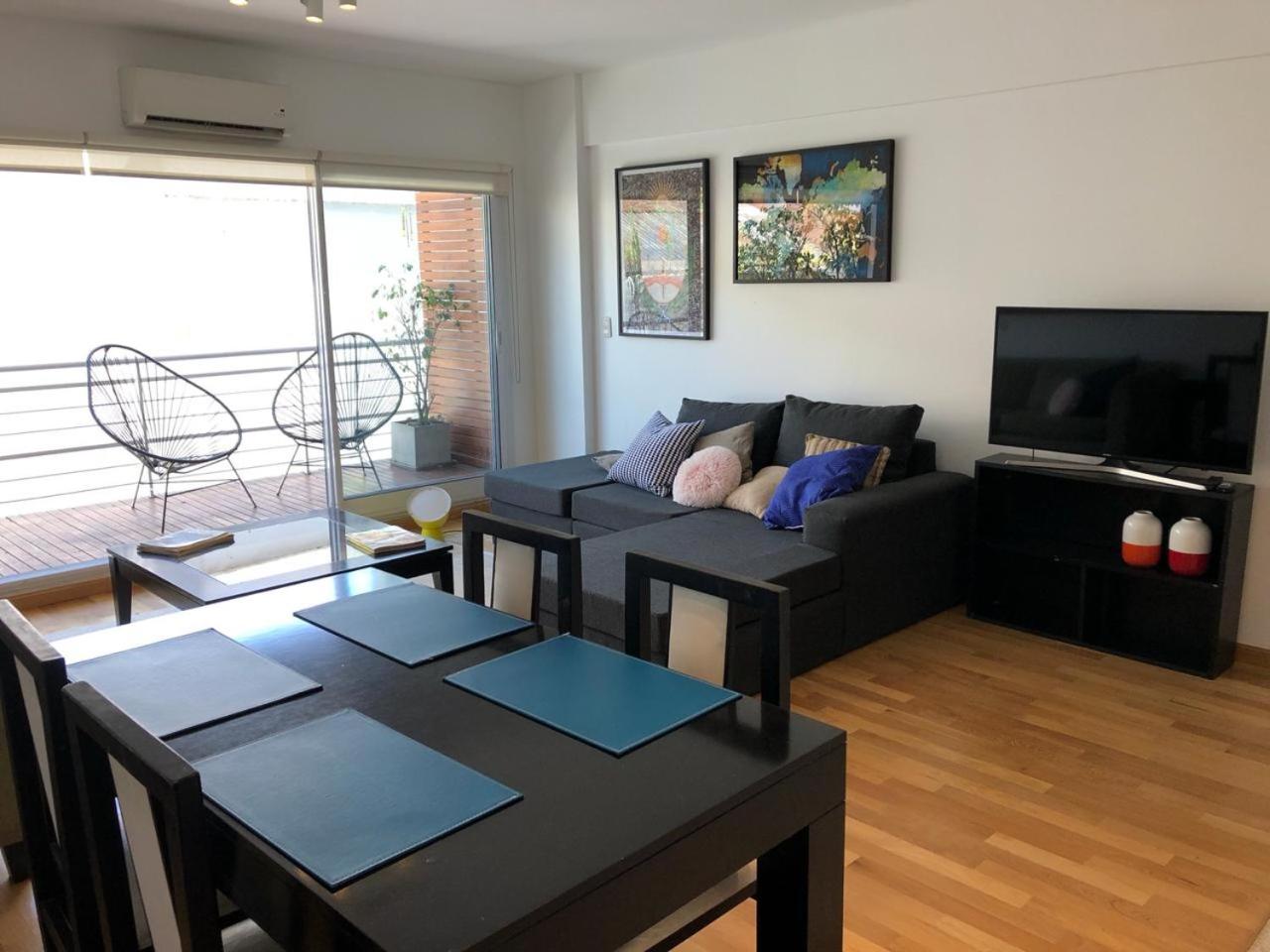 Amazing wide apartment in the heart of Palermo