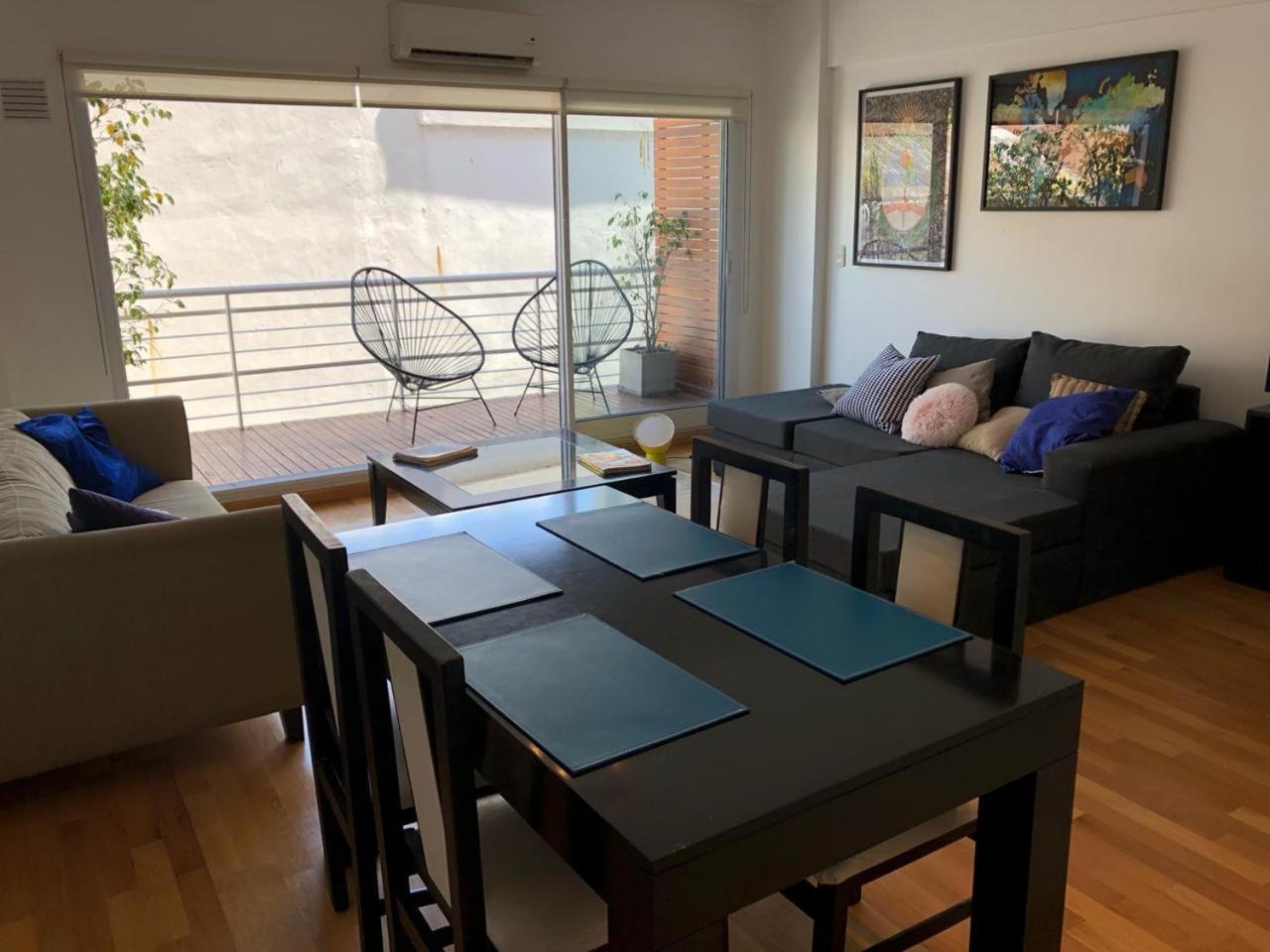 Amazing wide apartment in the heart of Palermo