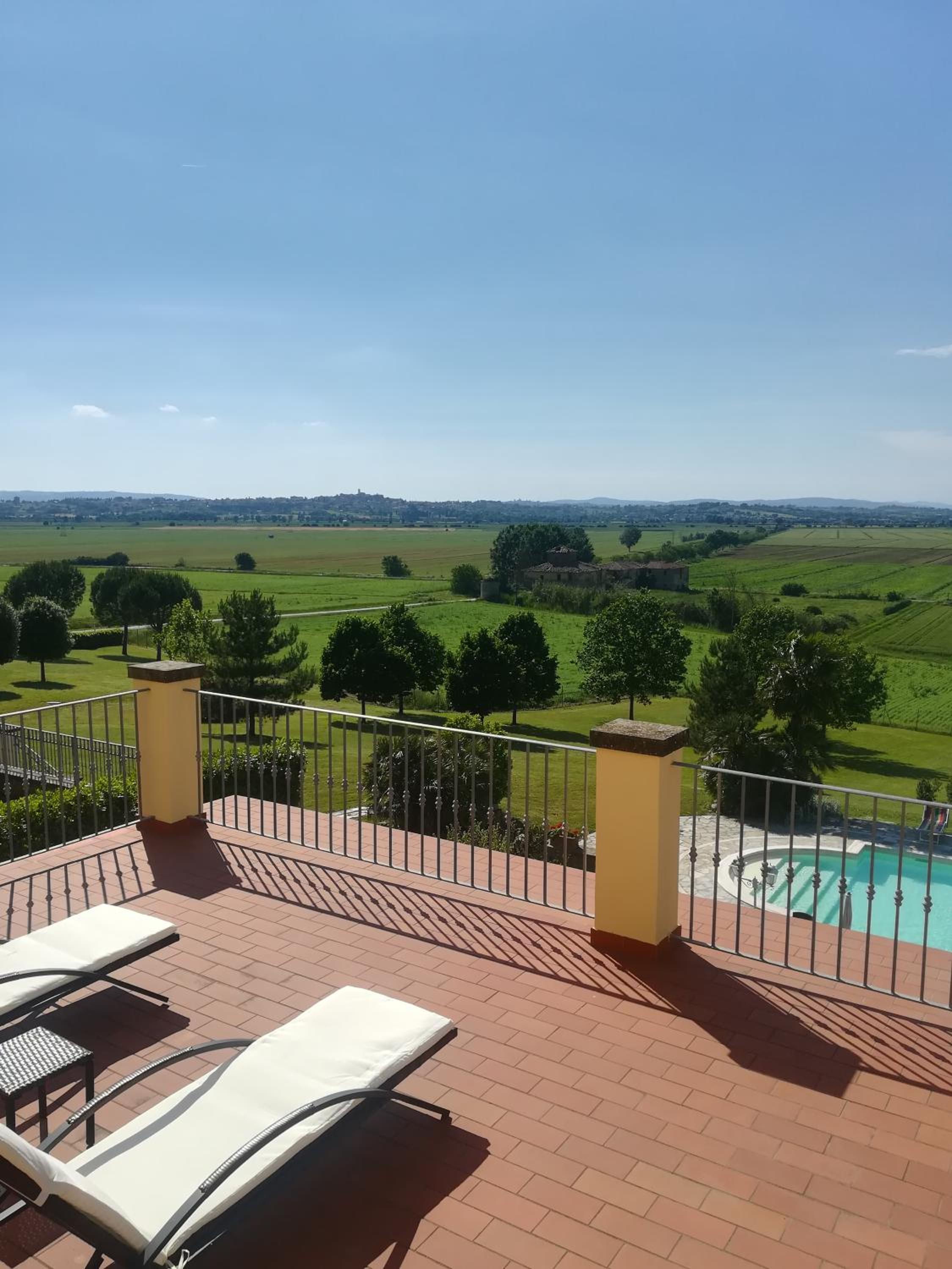 Casa dei Pini view 3