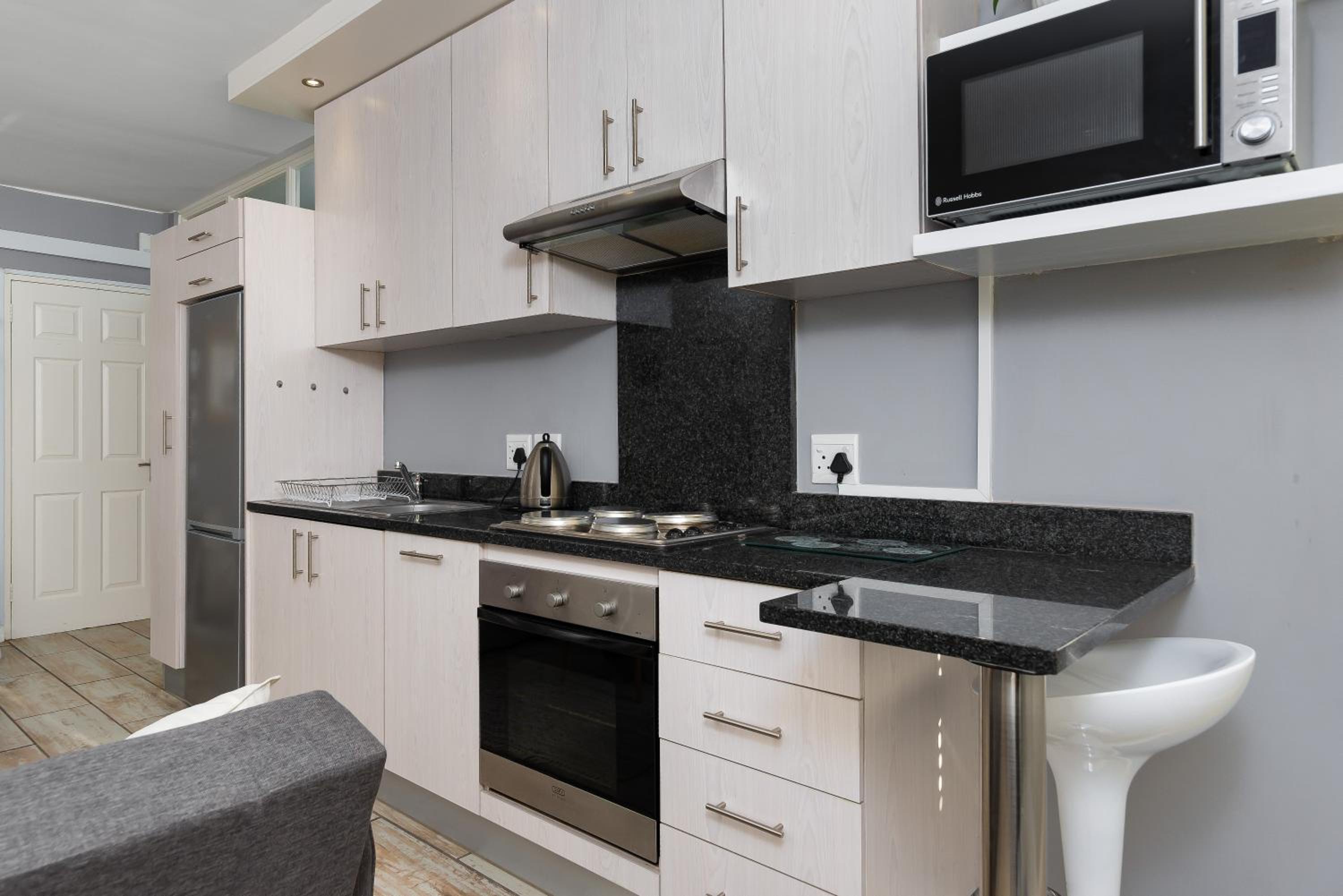 Keerom Apartments by Propr view 4