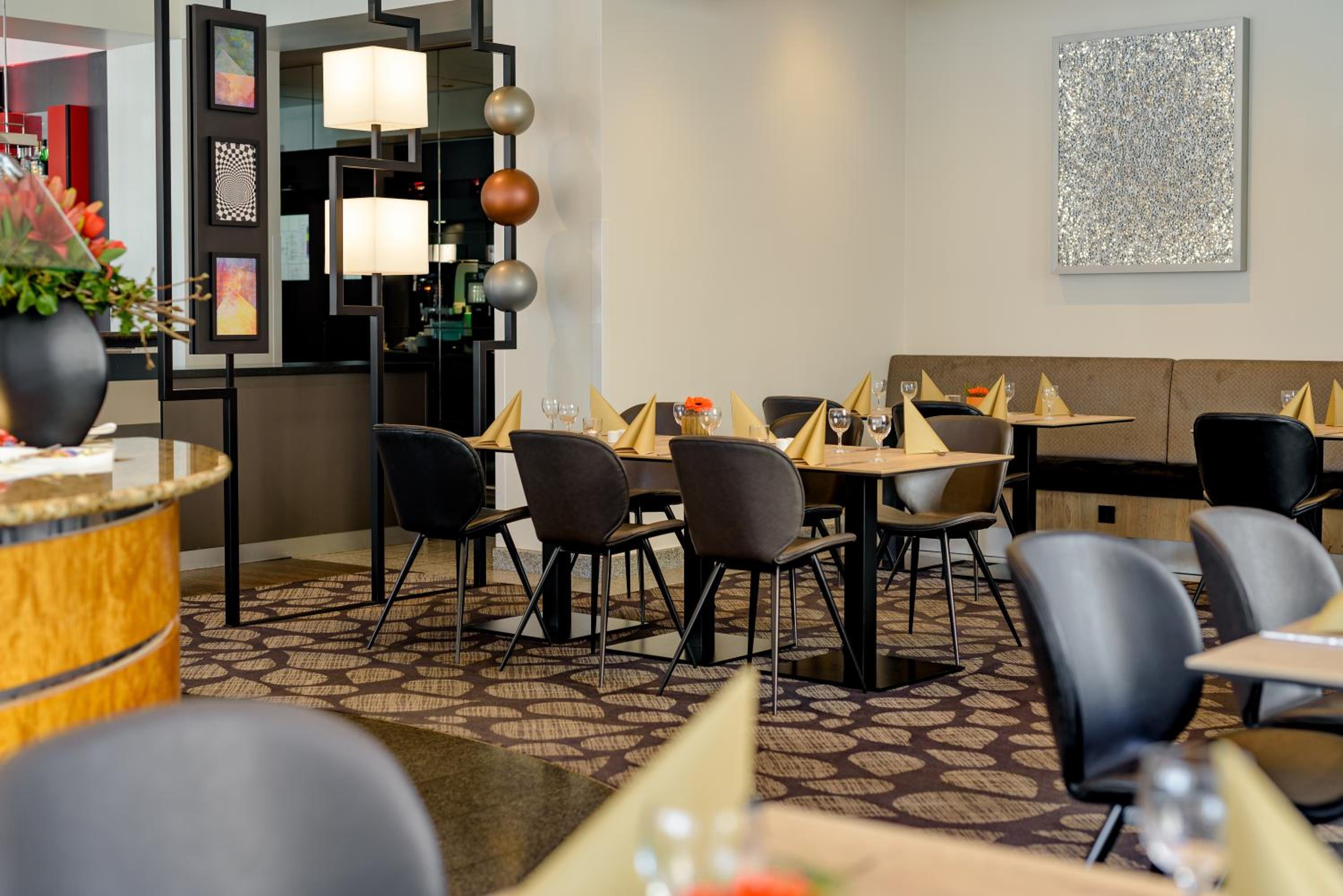 Bochum Vacations - Mercure Hotel Bochum City - Property Image 9
