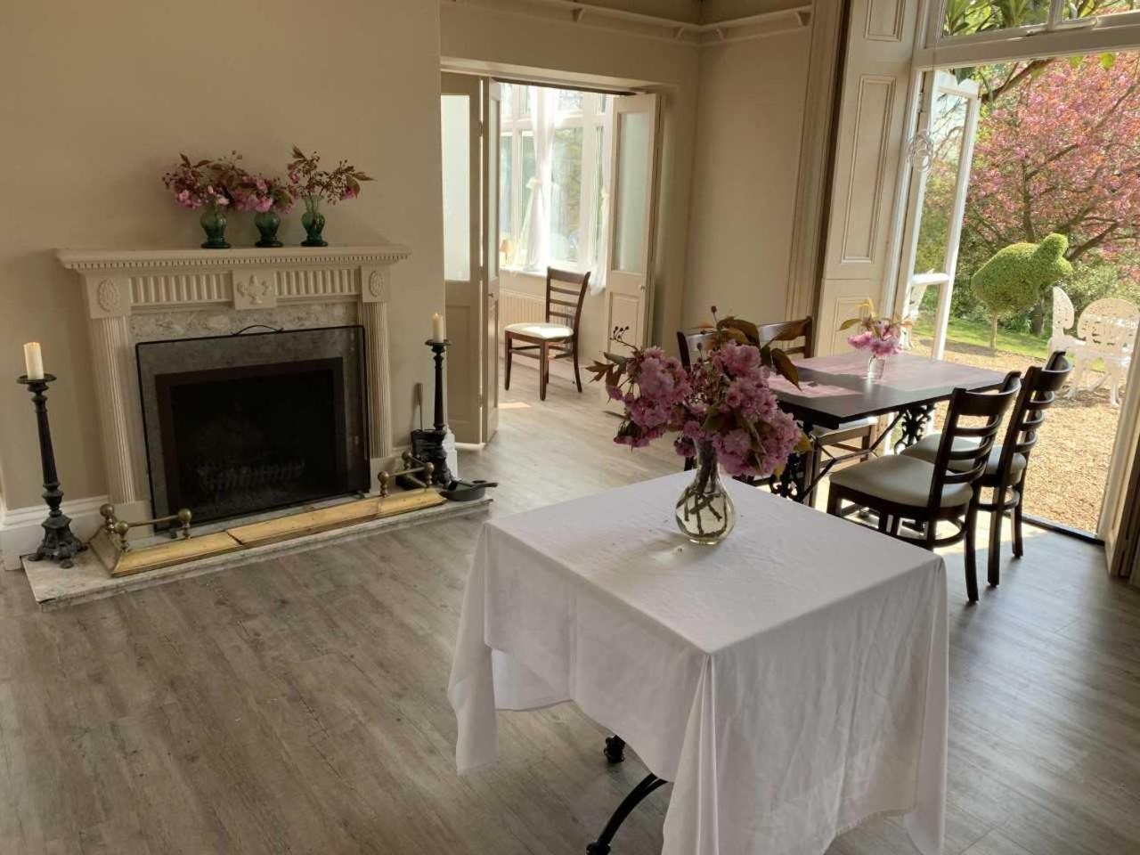 Scarborough Hill Country Inn
