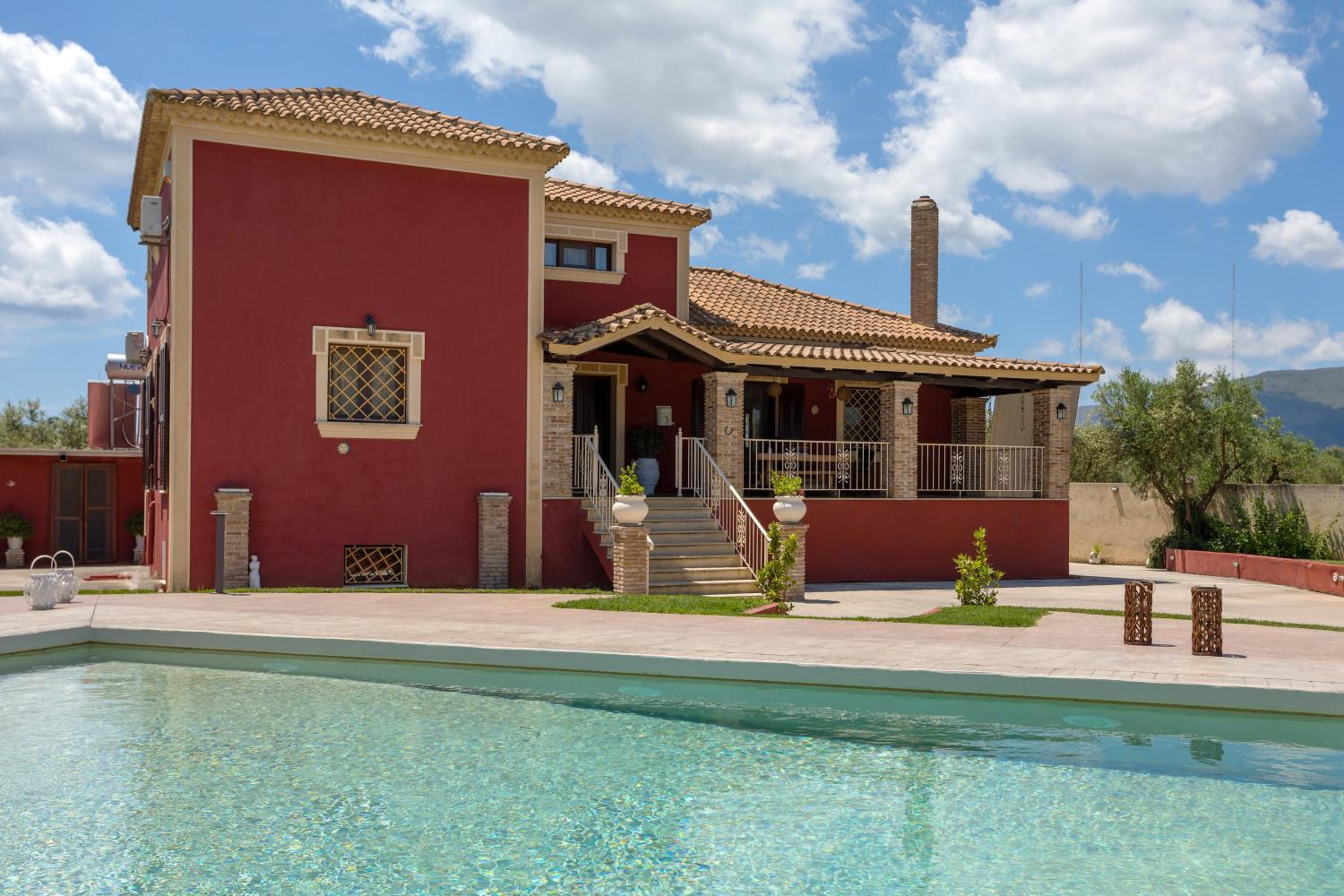 Luxury Villa Froso