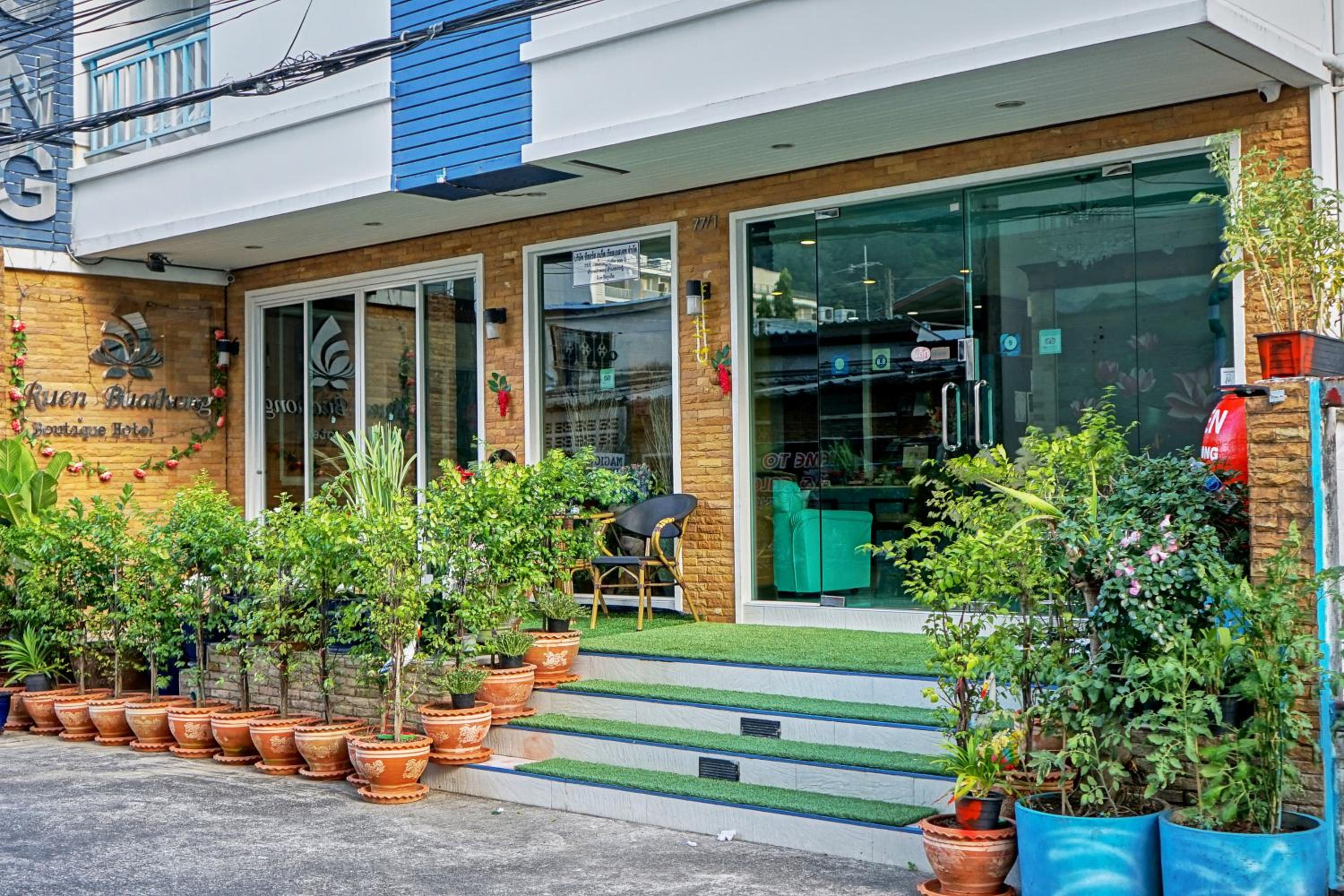 Hotel Ruen Buathong Boutique Hotel Patong Beach - Image 1