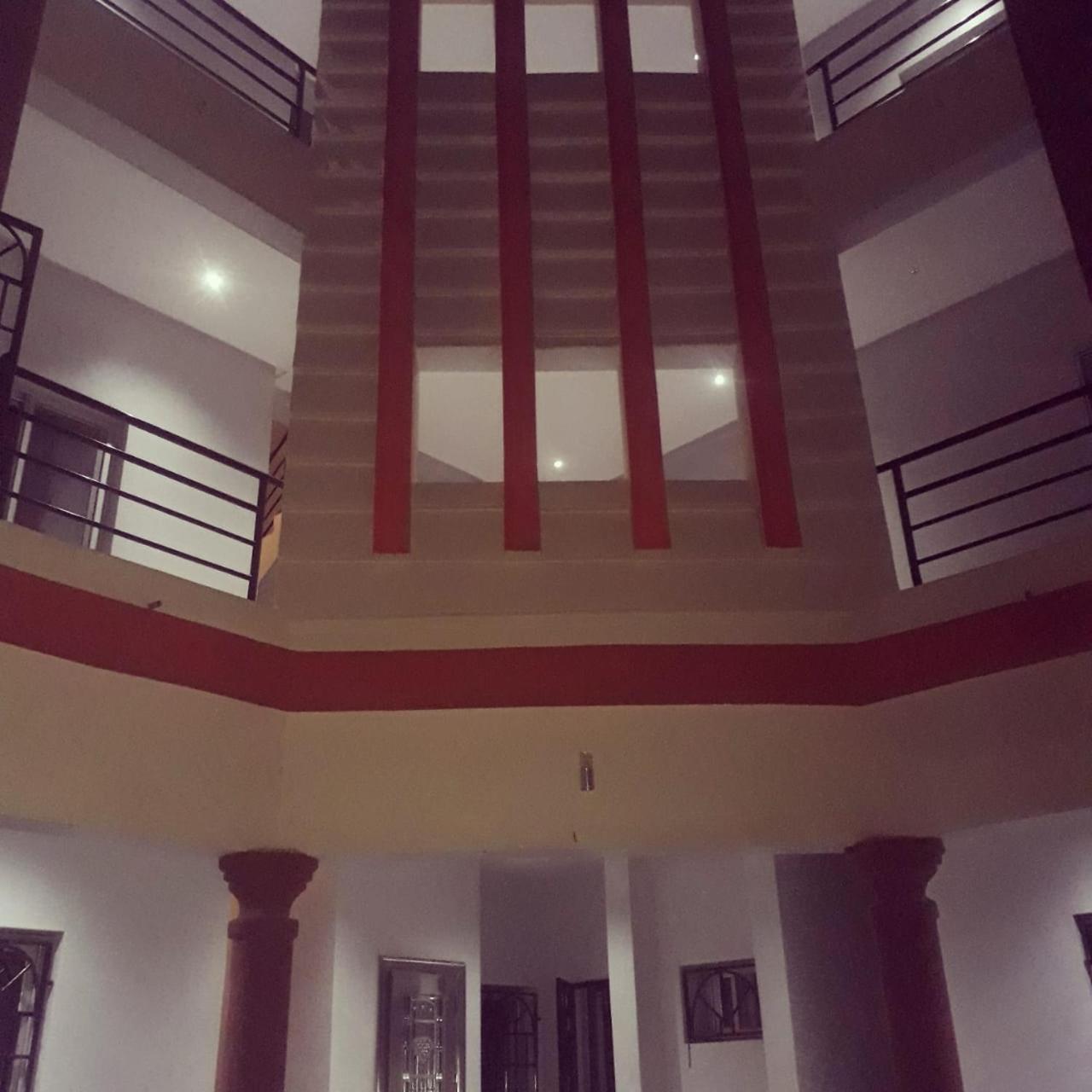 RESIDENCE L'ESCALE équipé panneaux solaires electricité 24h sur 24 view 3