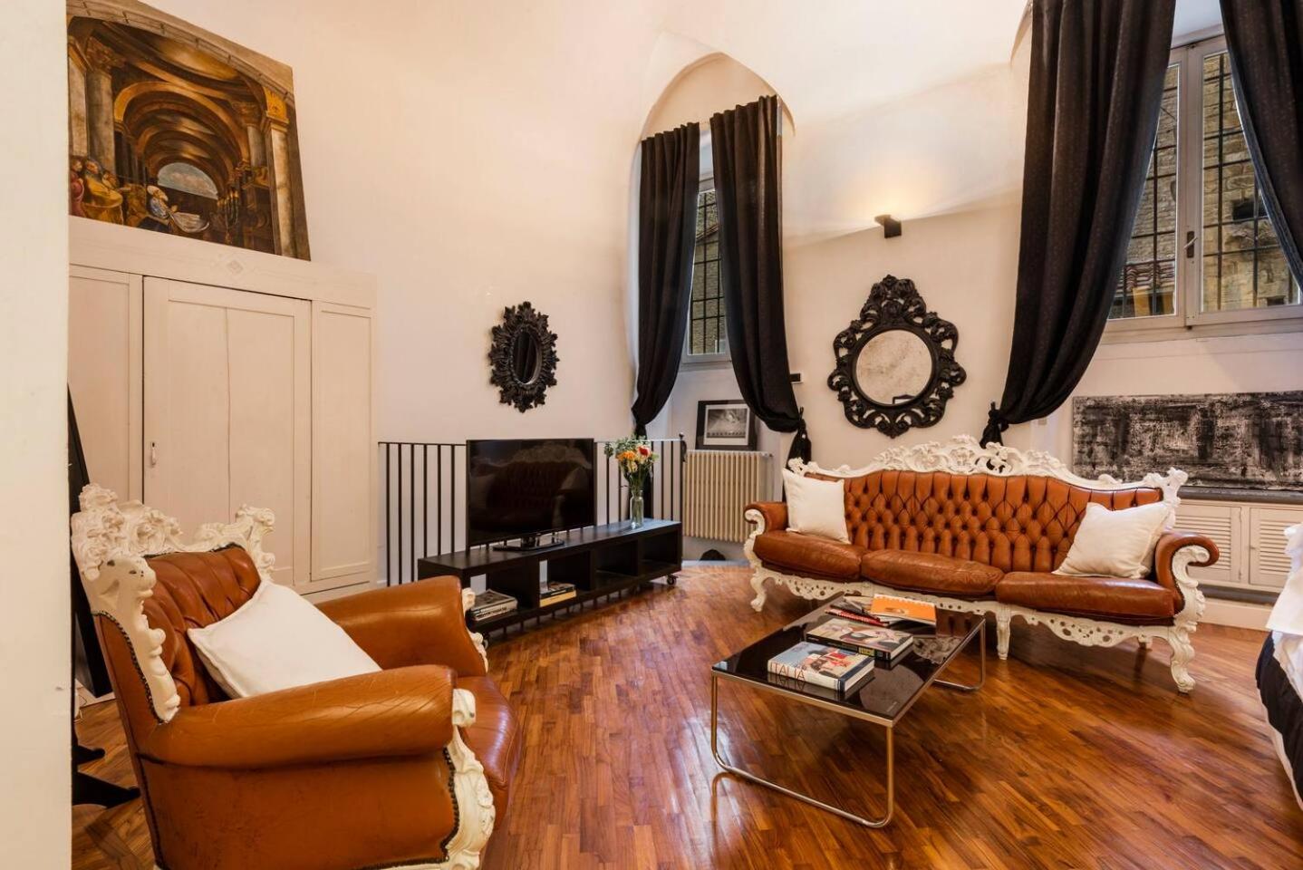 Chic Mamma Luxury Loft Suite