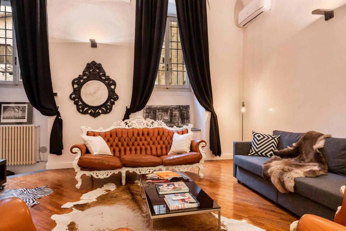 Chic Mamma Luxury Loft Suite