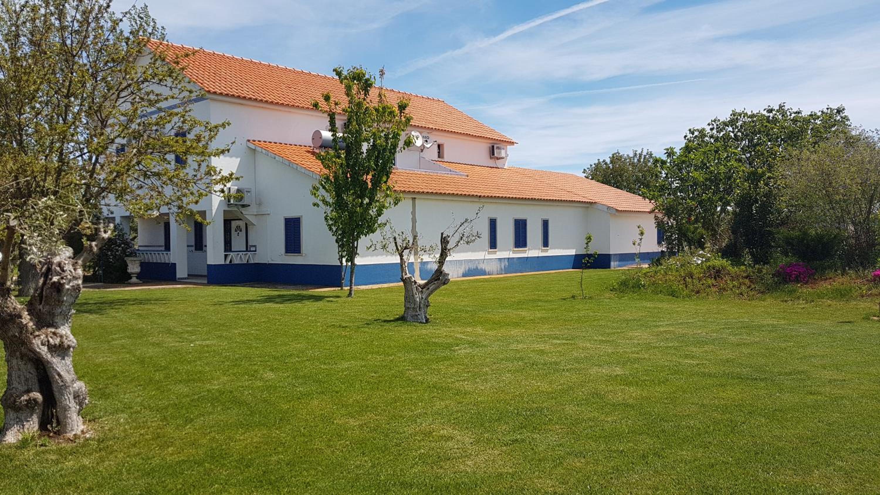 Hotel Quinta da Paz - Image 1