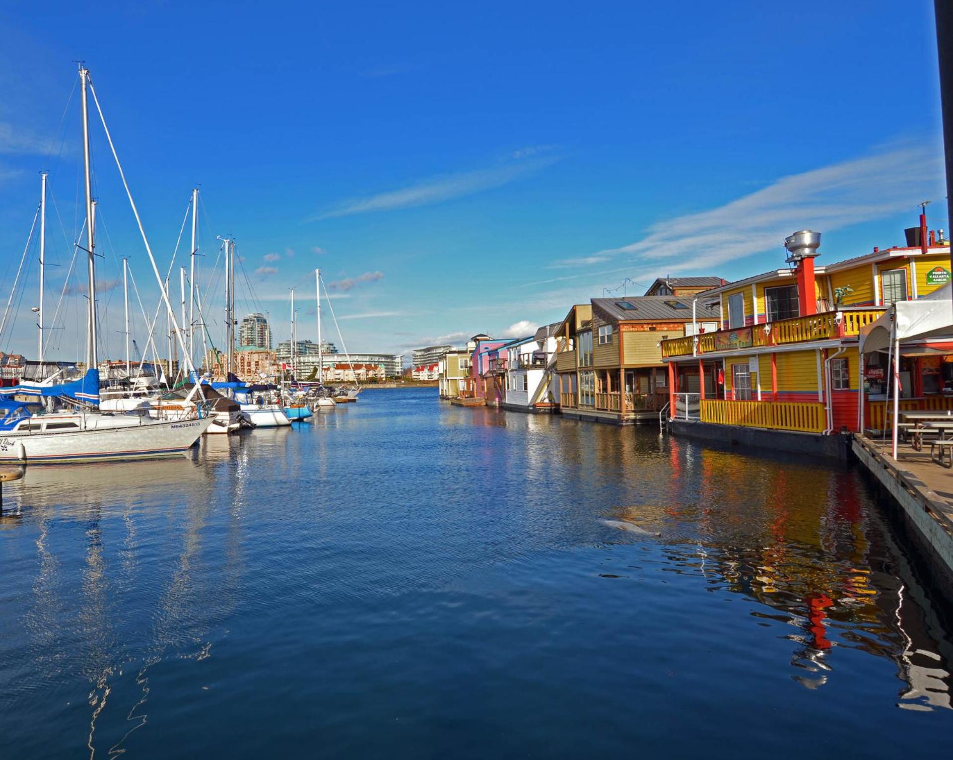 A Float Home B&B in Fisherman’s Wharf