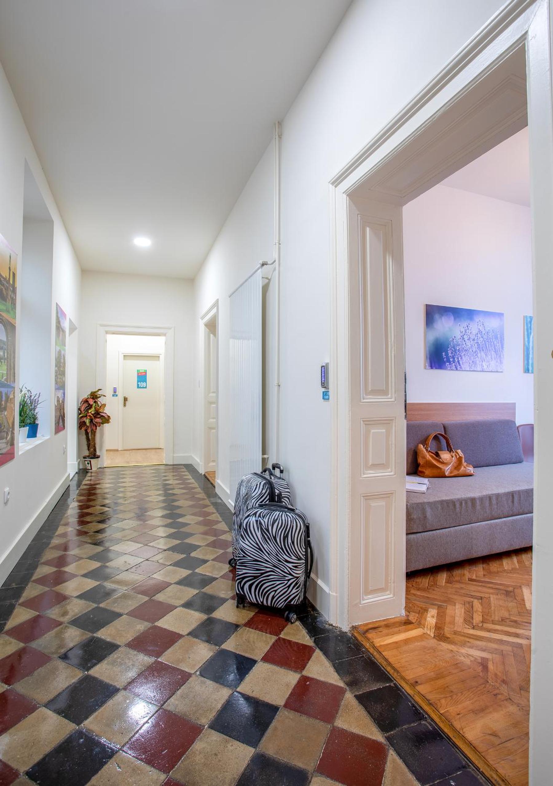 Booking En Suite