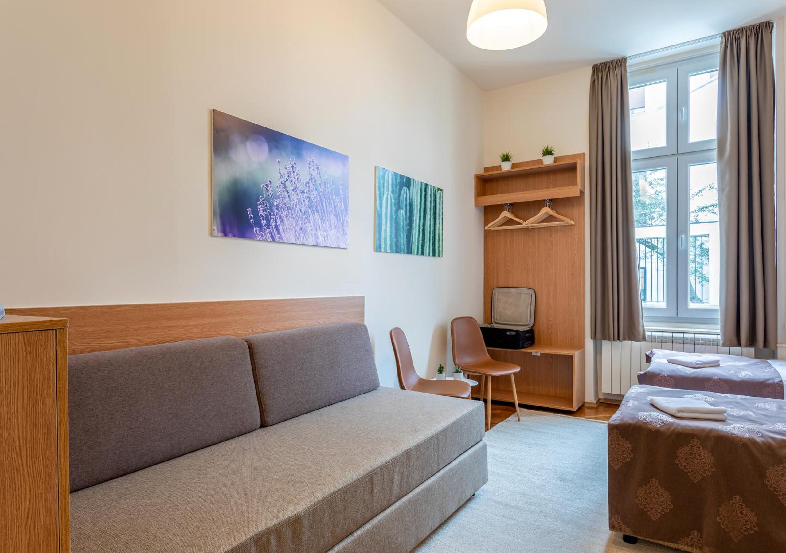 Booking En Suite