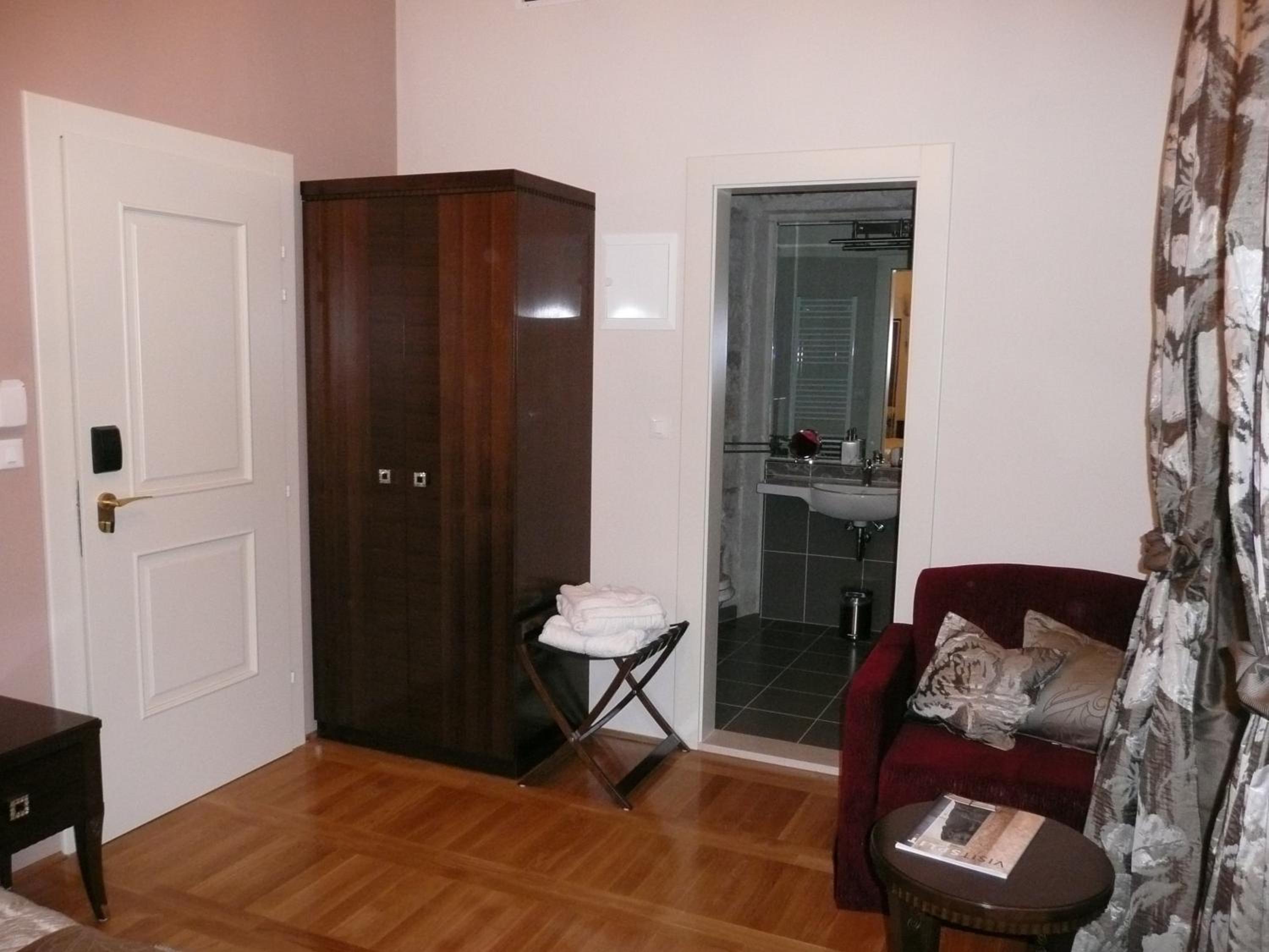 Photo 26