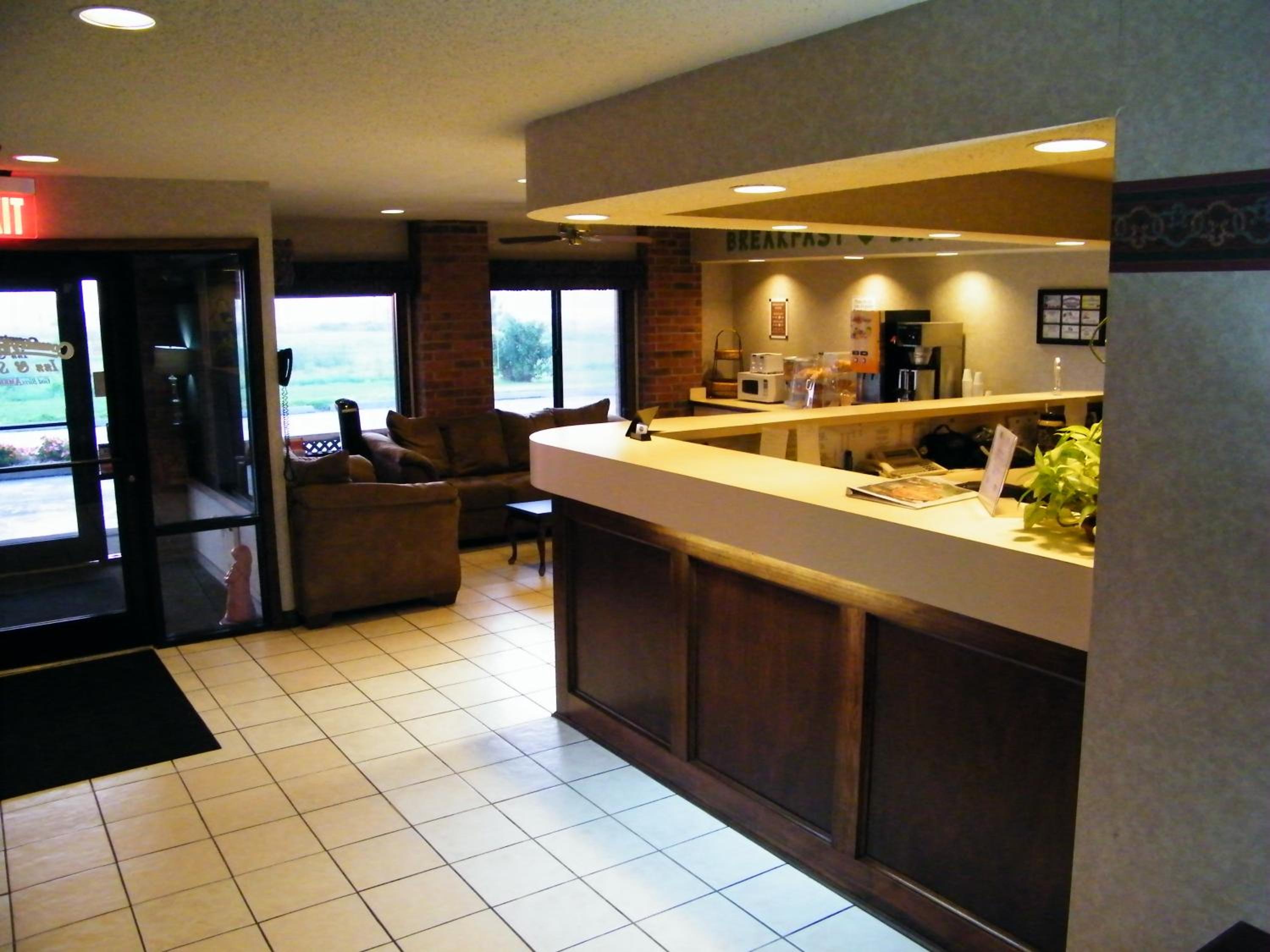 Capital O Amerihost Inn and Suites Mexico Hwy 54 MO