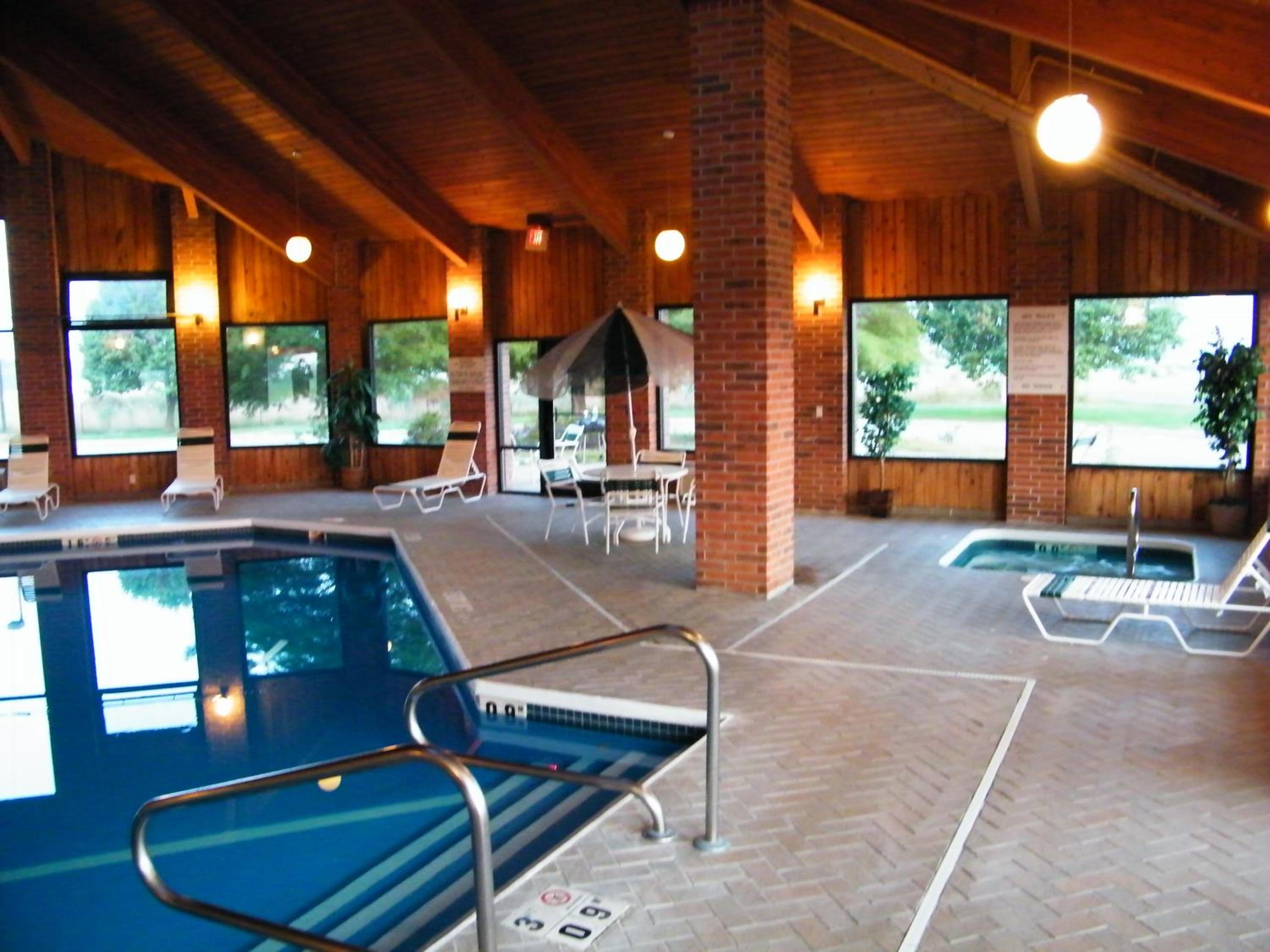 Capital O Amerihost Inn and Suites Mexico Hwy 54 MO