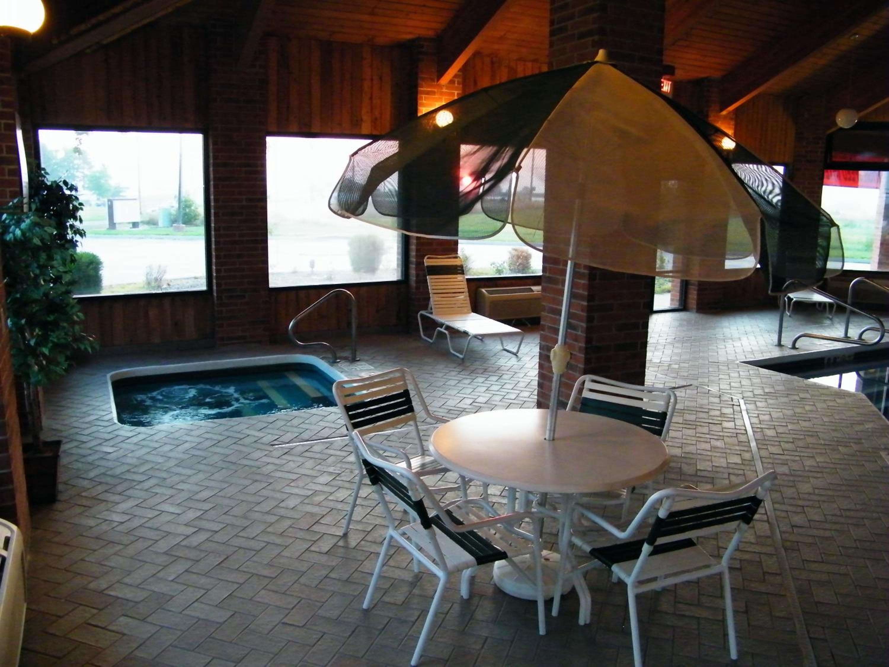 Capital O Amerihost Inn and Suites Mexico Hwy 54 MO