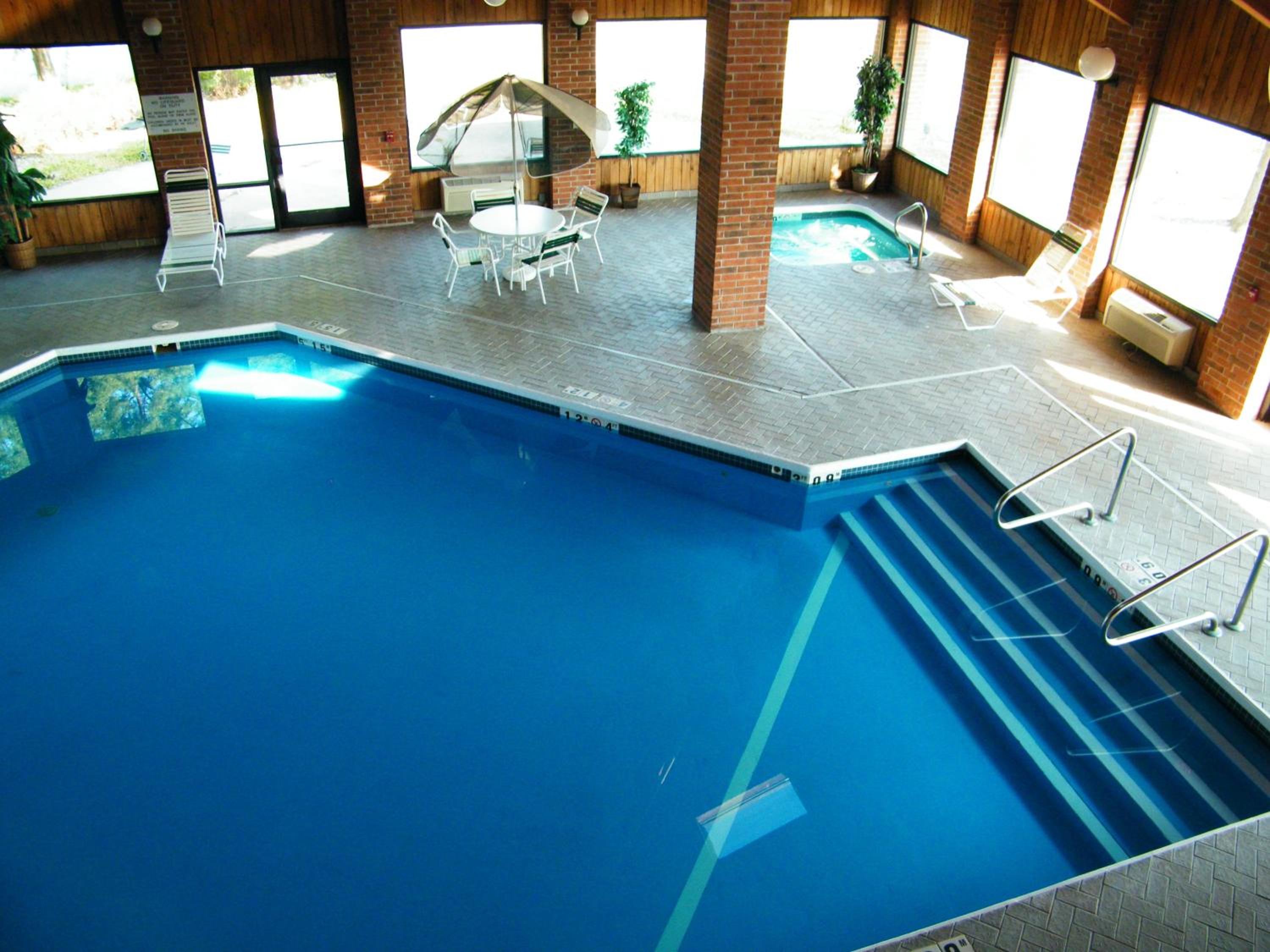 Capital O Amerihost Inn and Suites Mexico Hwy 54 MO
