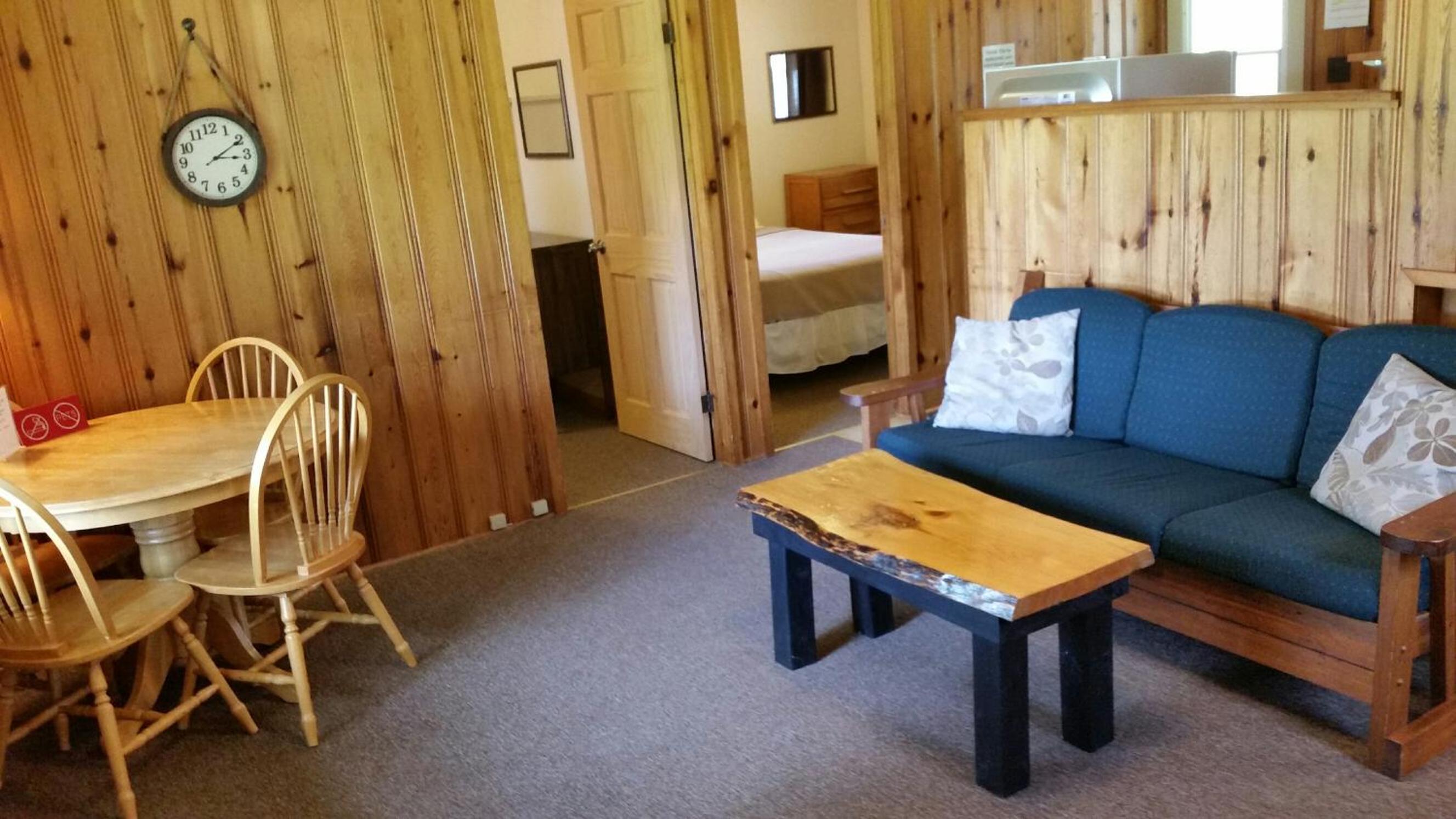 Logging Chain Lodge Cottage Resort