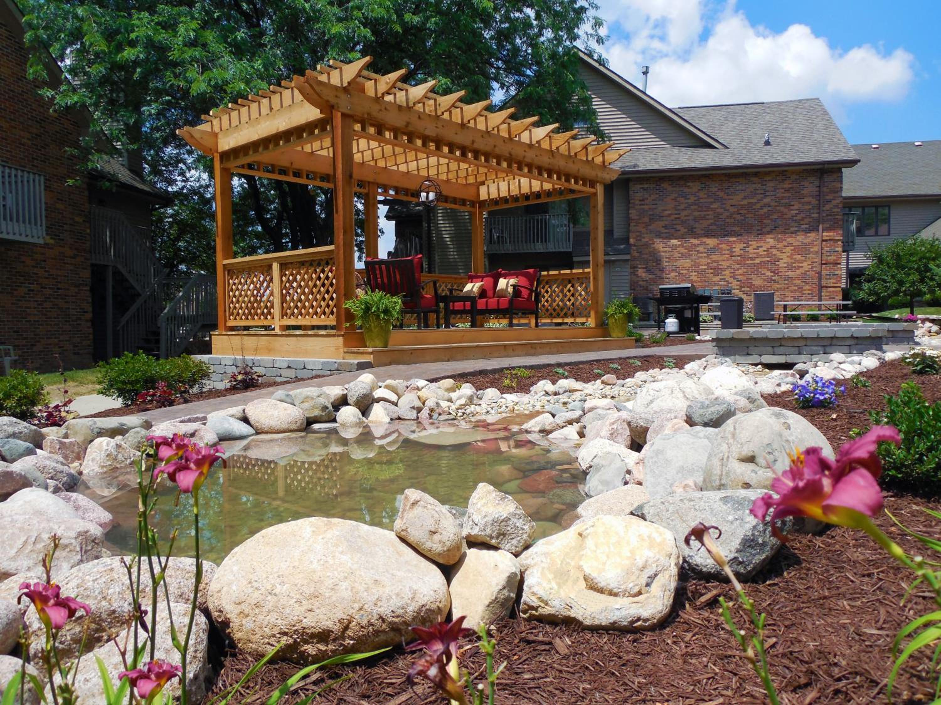 Bloomington Vacations - Eastland Suites Hotel  Conference Center - Property Image 8