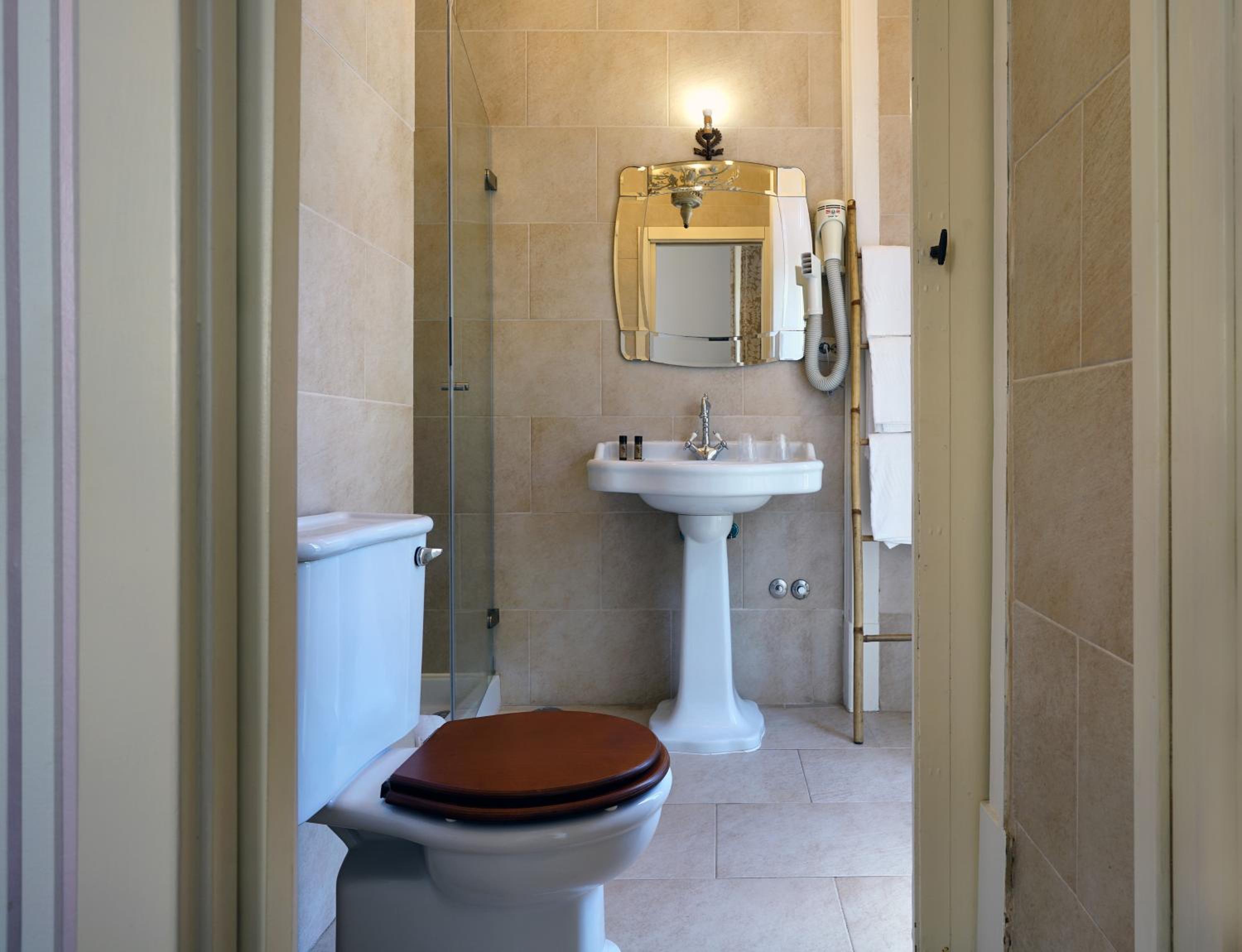 Charm Inn Sintra — photo 38