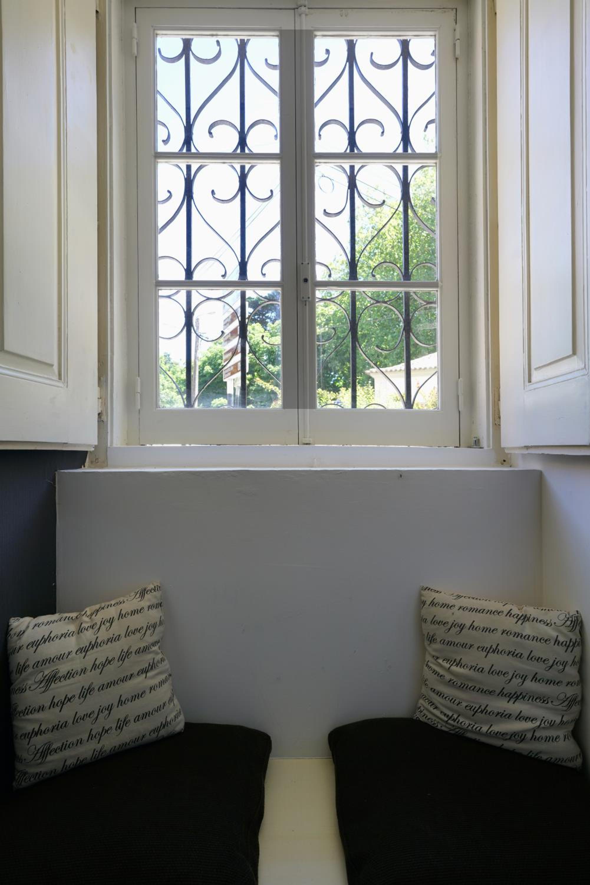 Charm Inn Sintra — photo 14