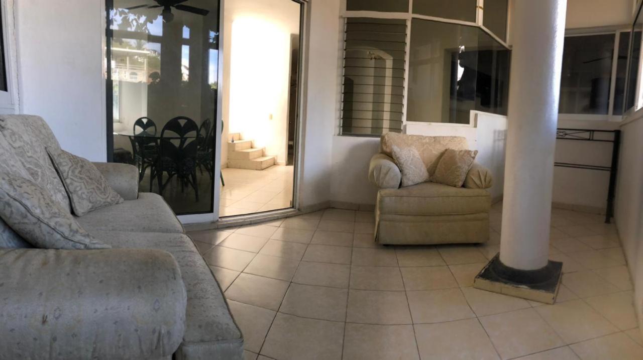Casa y Villa Diamante, Manzanillo