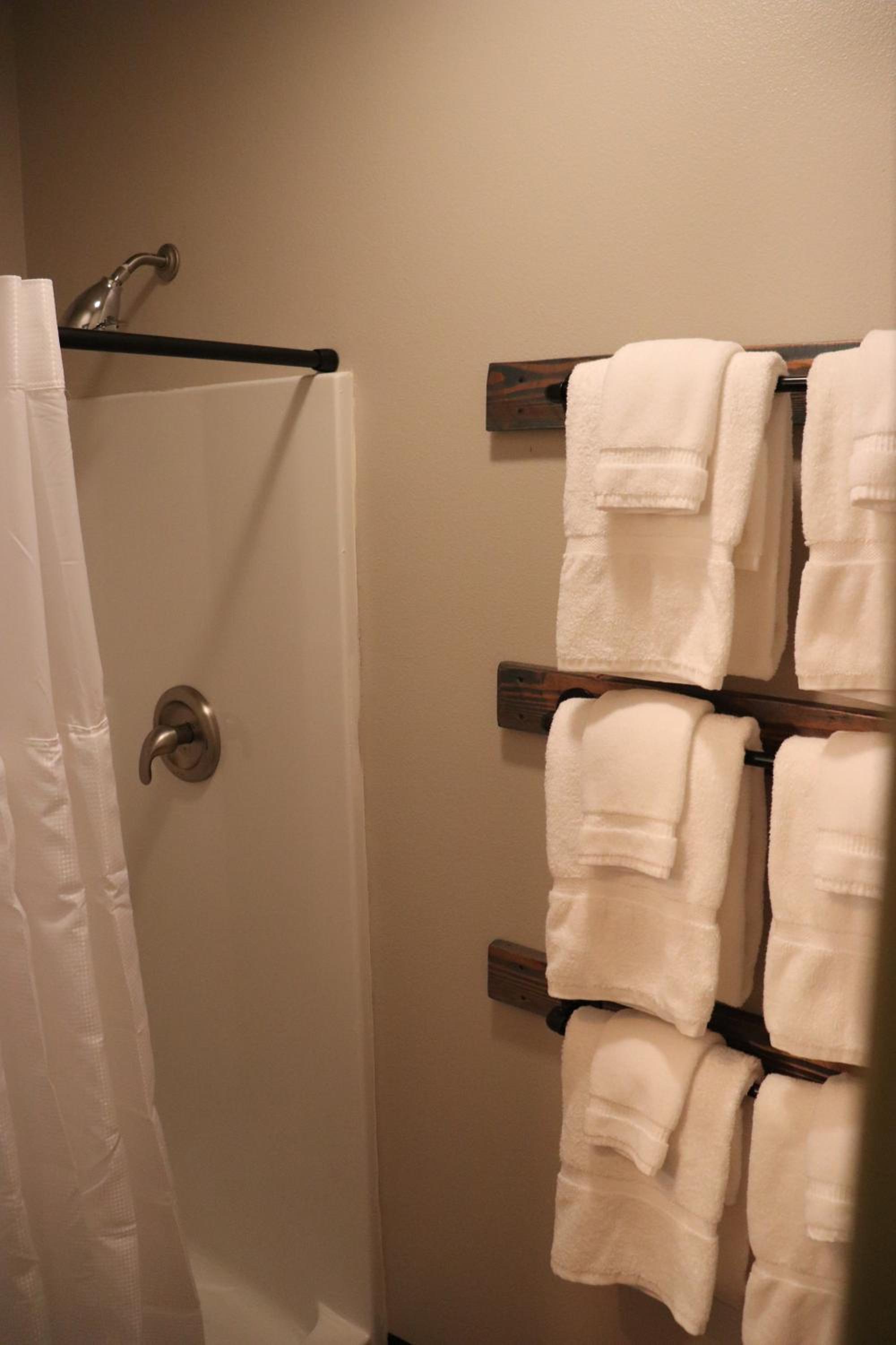 Lone Fir Resort