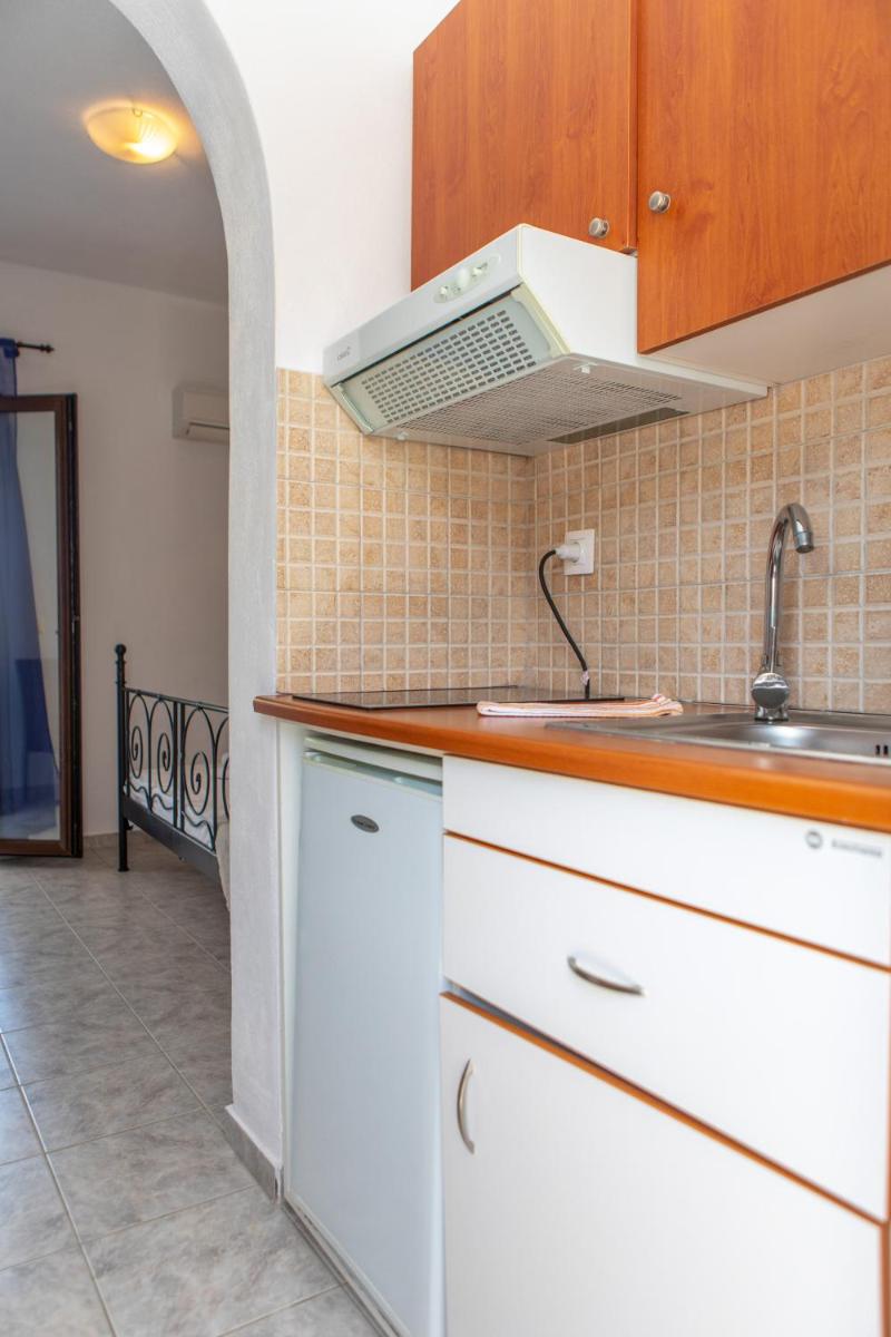 Studio Tolakis