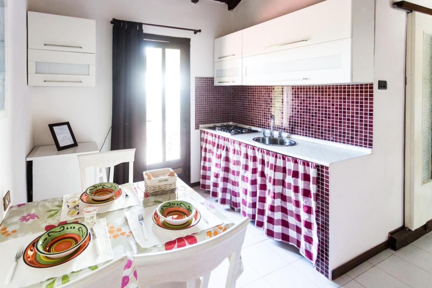 Fattoria Cristina Romantic Garden Studio with Pool & Farm Animals in Tuscany - Fenice