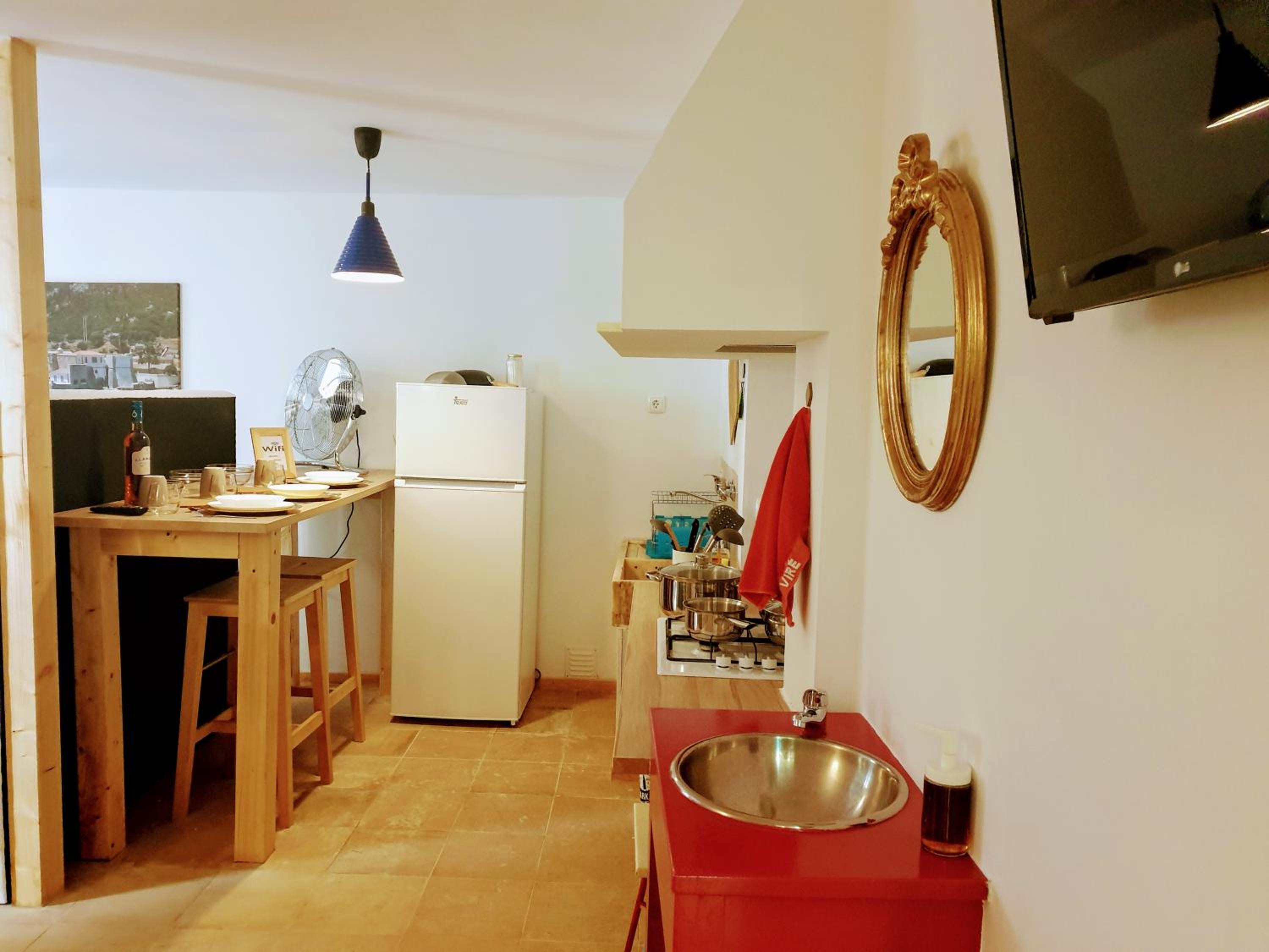 Photo 8