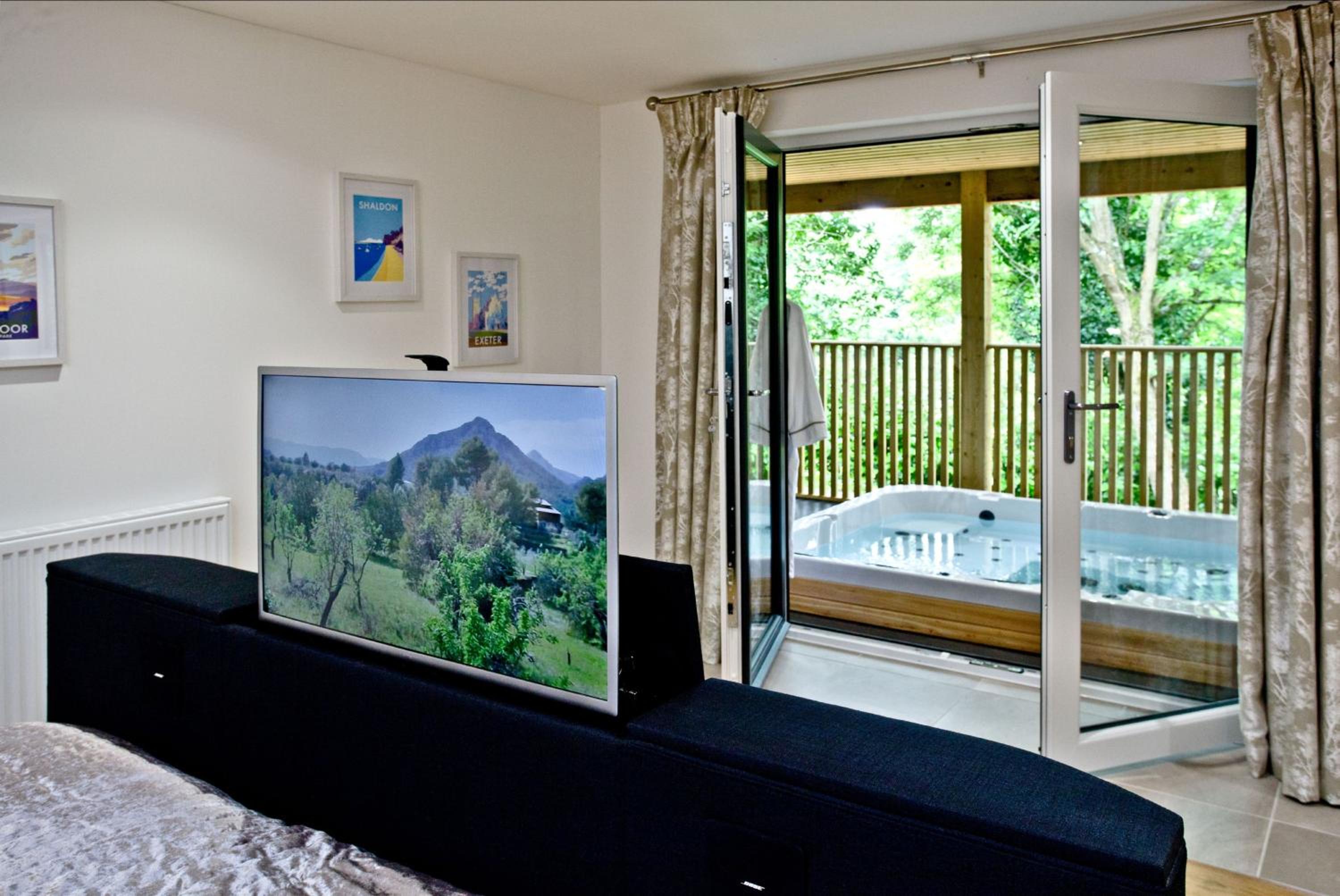 Cedar Lodge, South View Lodges, Exeter